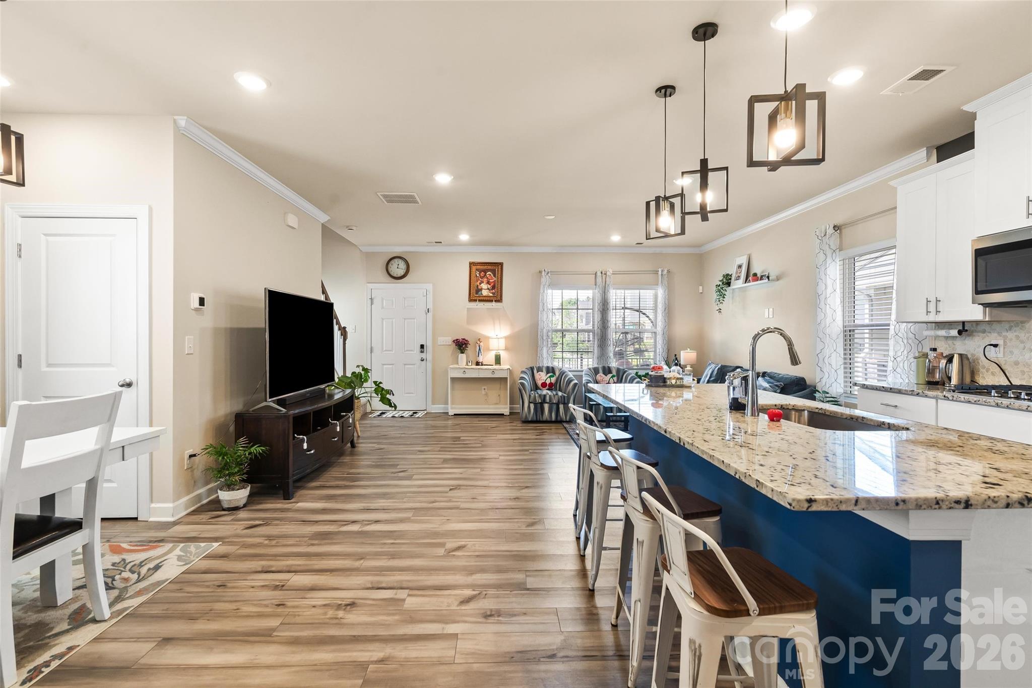 613 Cedar Knoll Circle — Pineville