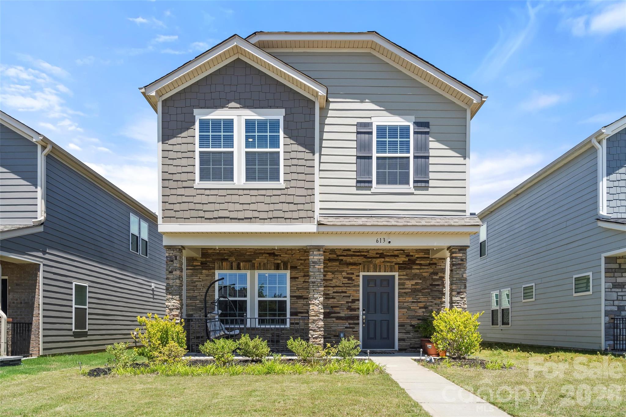 613 Cedar Knoll Circle — Pineville