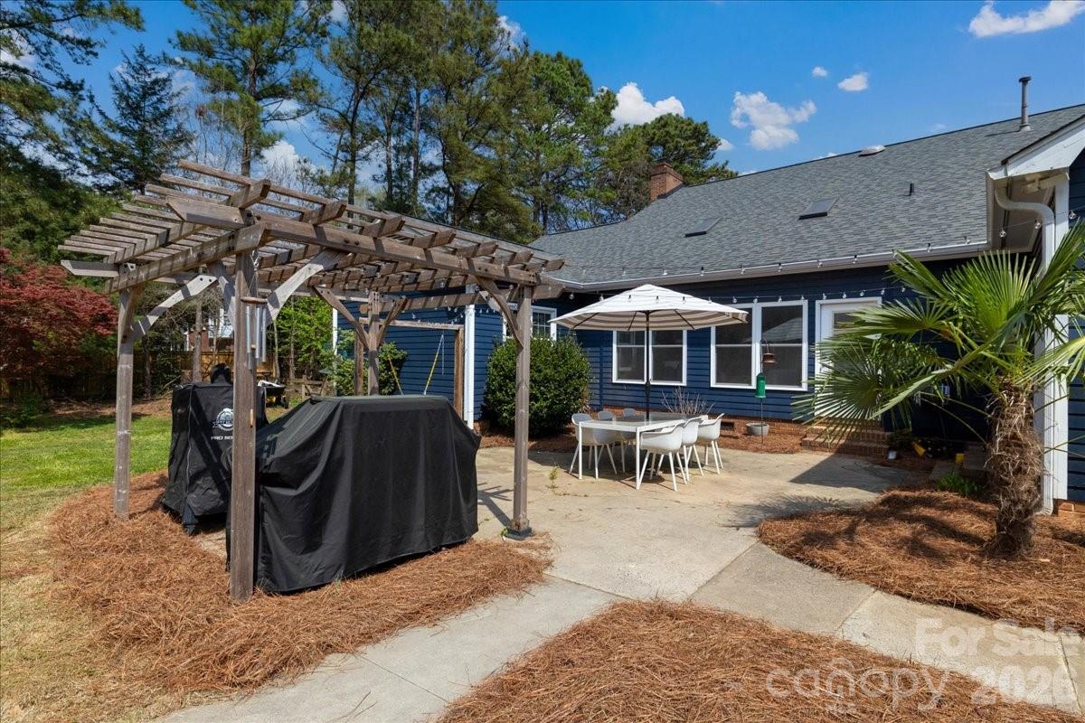 2107 Eakle Drive — Rock Hill