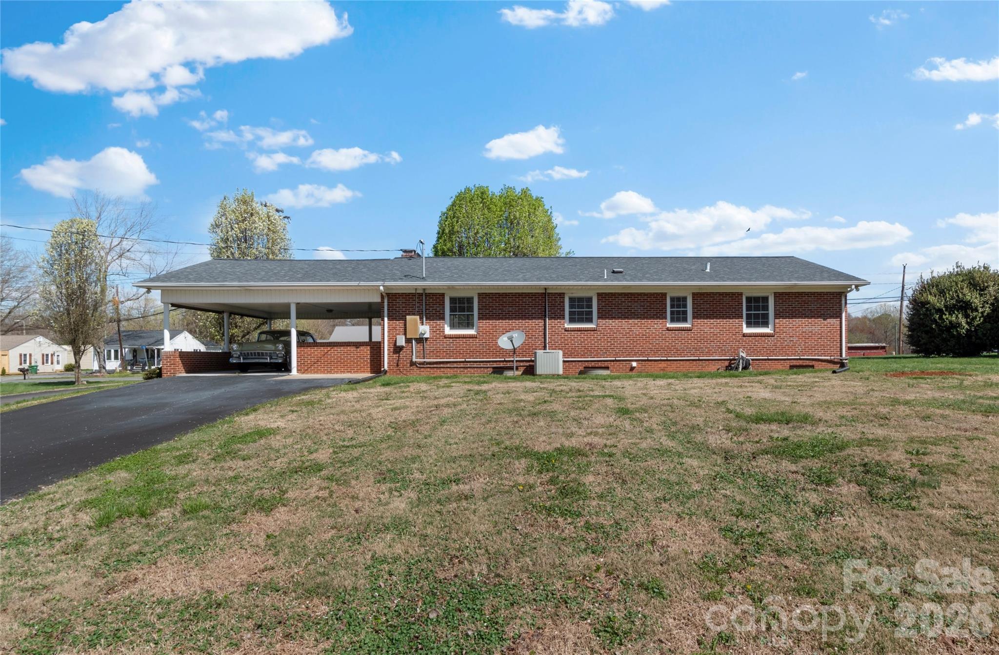 612 E Main Street — Boonville