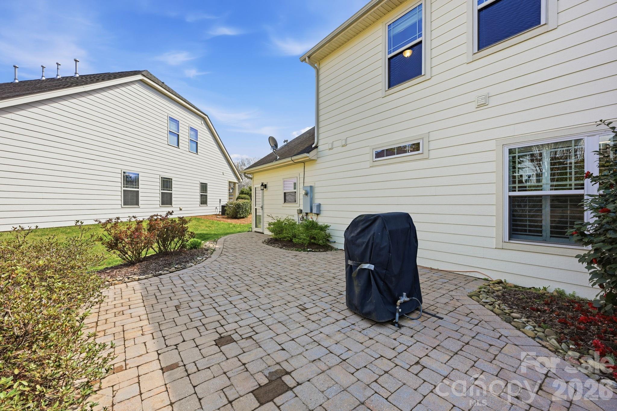 175 Aztec Circle — Mooresville
