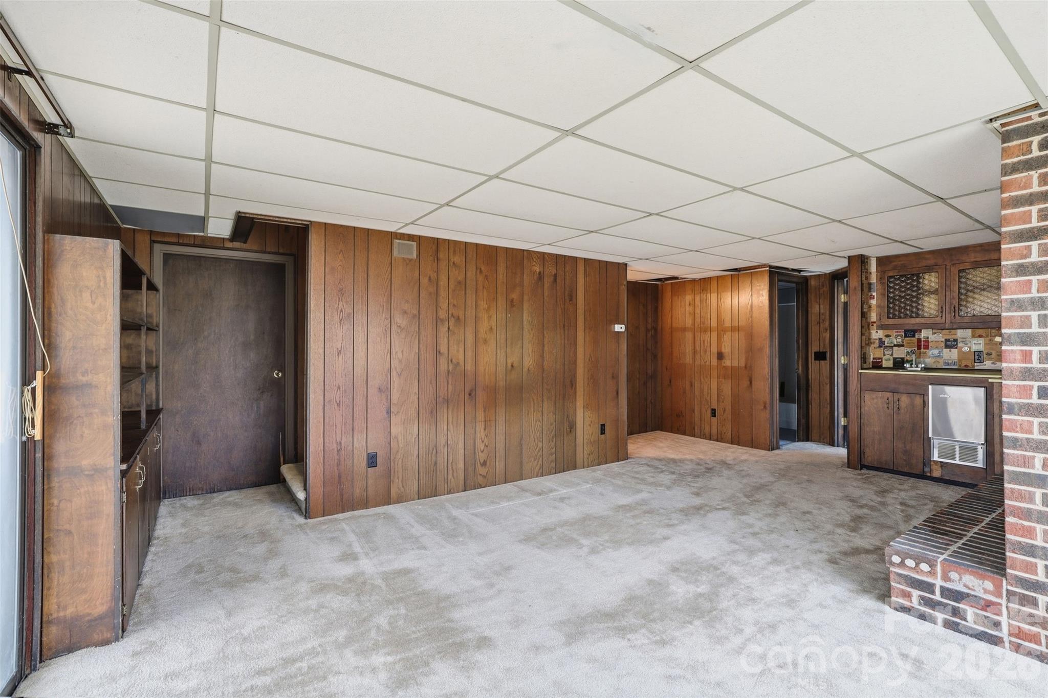 17 Knoll Drive — Columbus