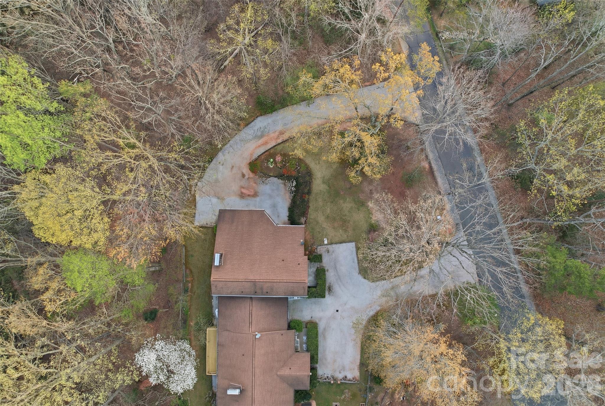 17 Knoll Drive — Columbus