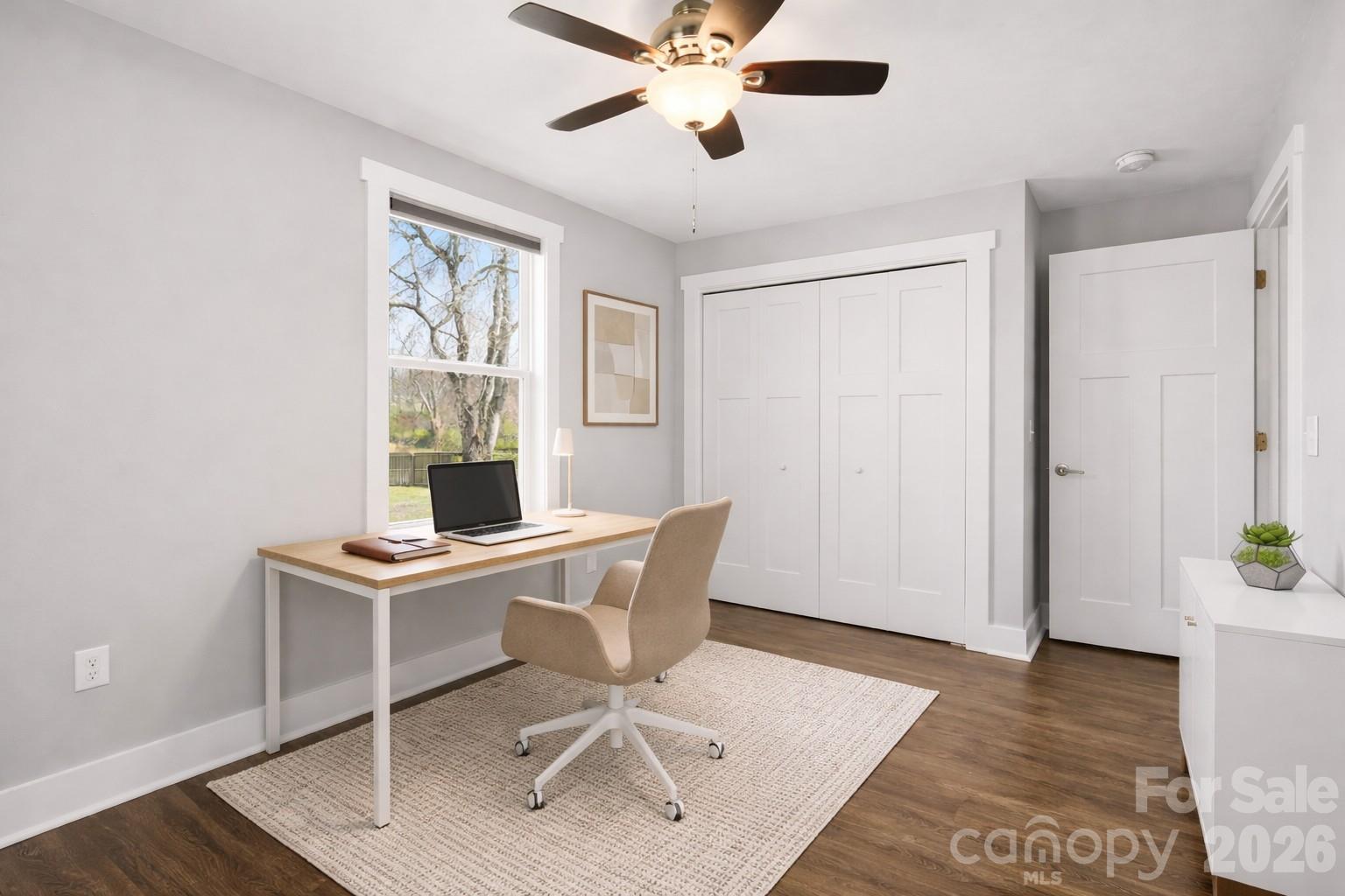 1844 Willow Road — Hendersonville