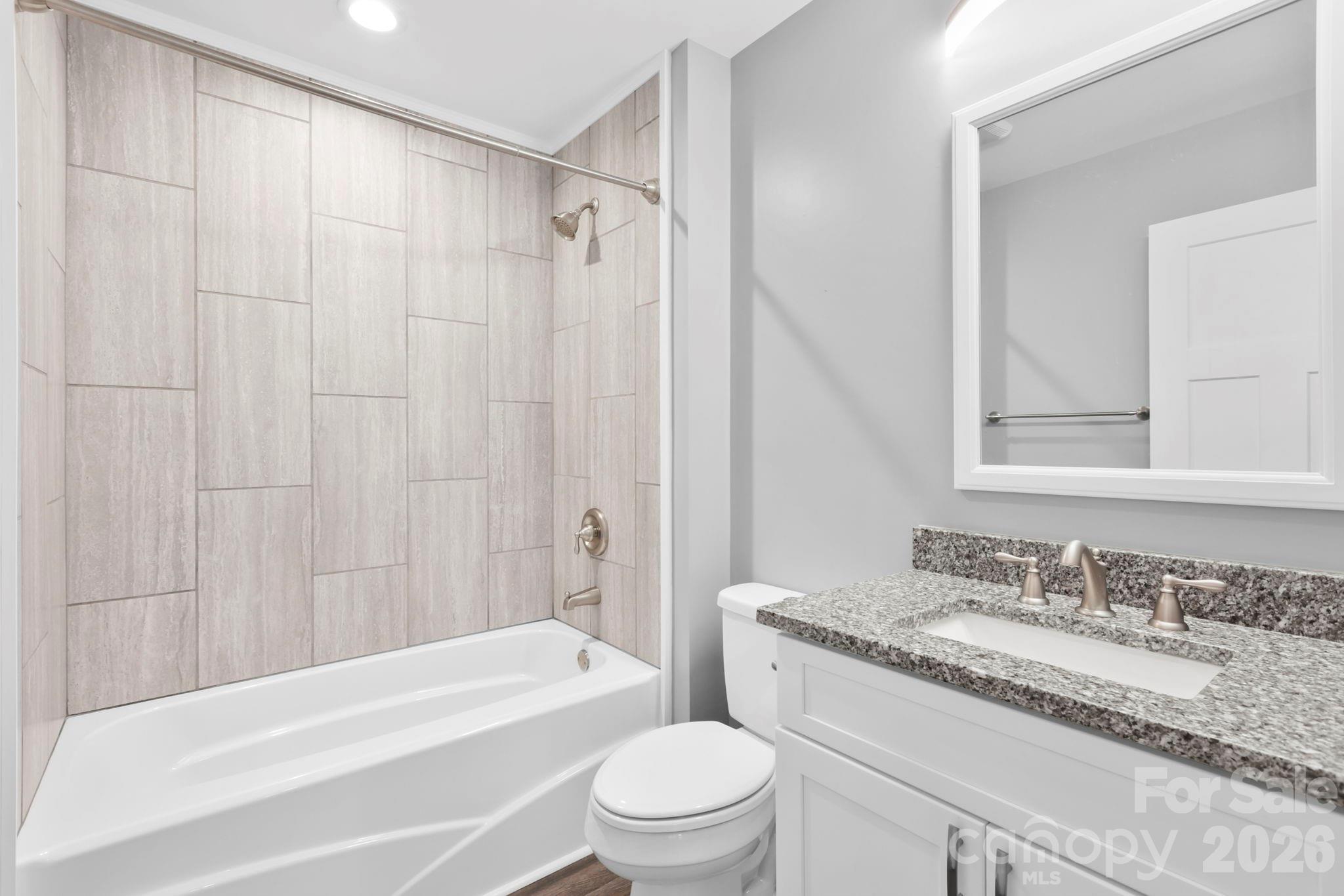 1844 Willow Road — Hendersonville