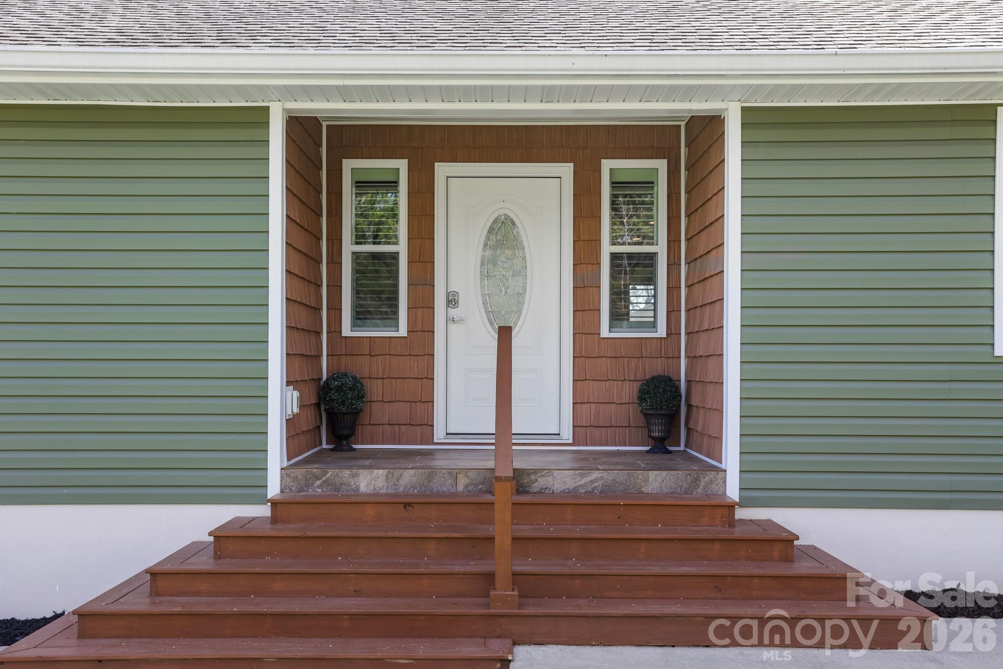 1844 Willow Road — Hendersonville
