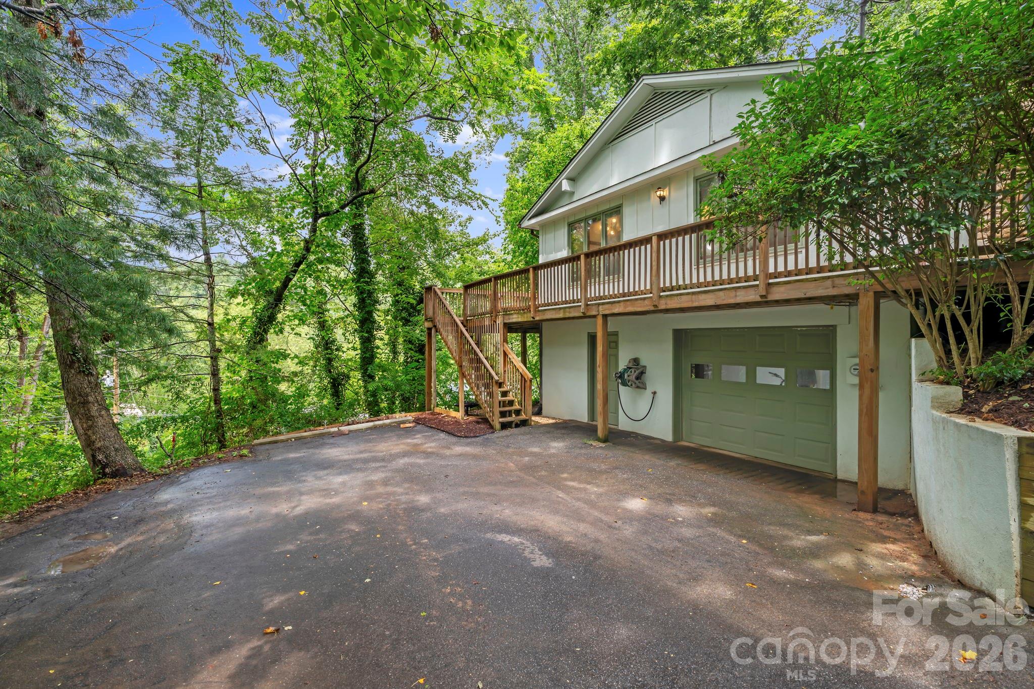 39 Spooks Branch Extension — Asheville