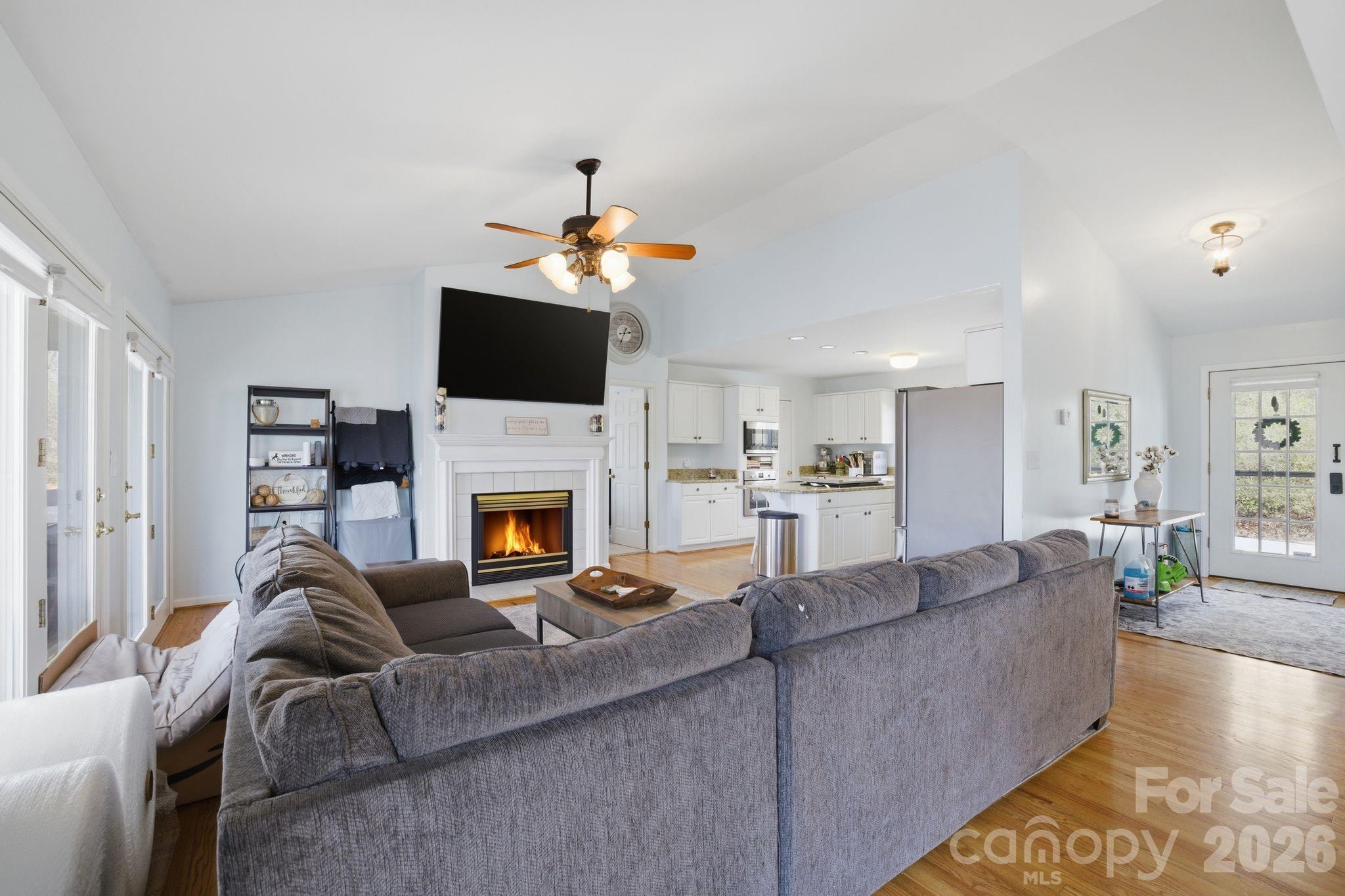 3920 Old Mountain Road — Lexington