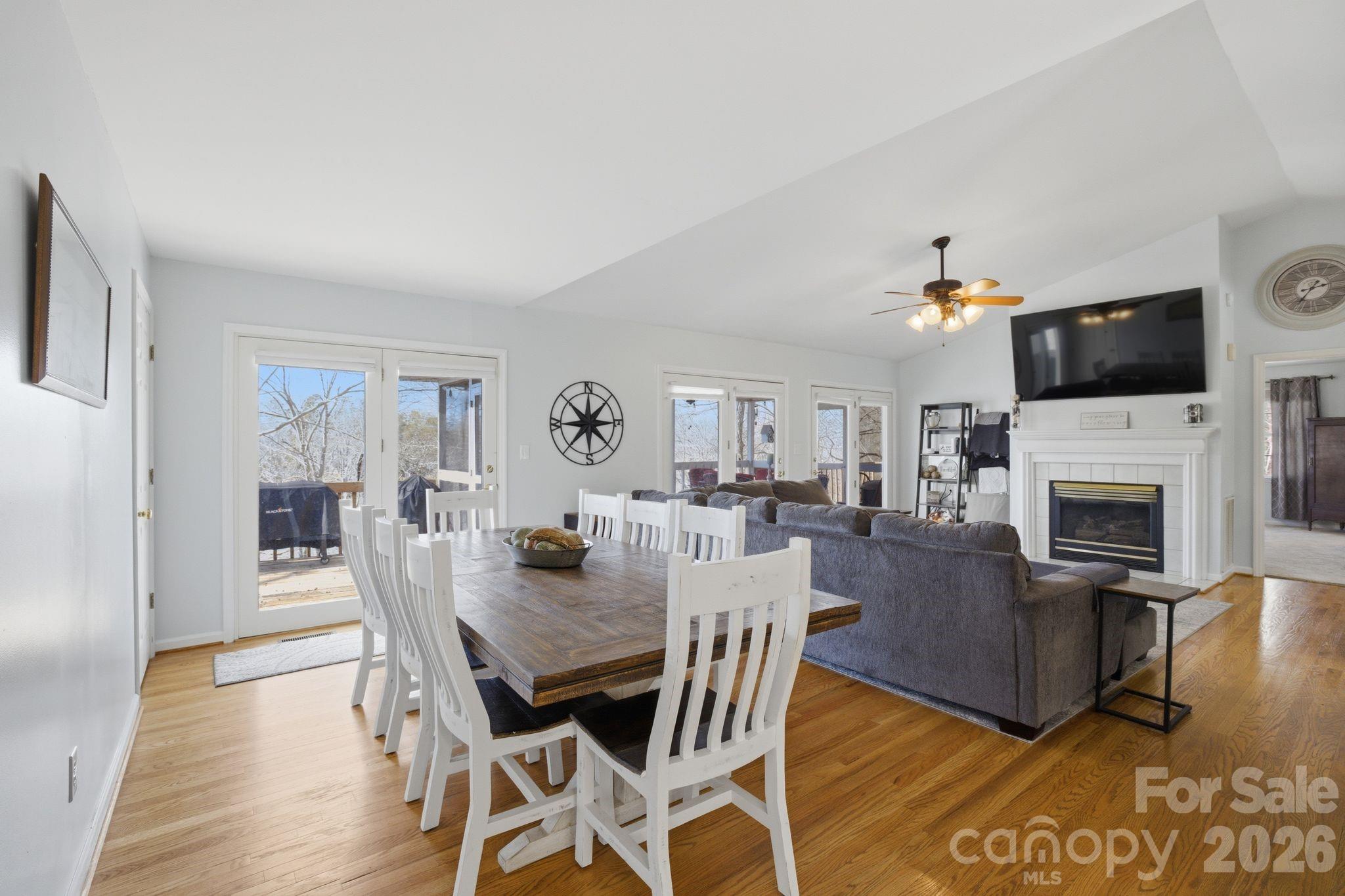 3920 Old Mountain Road — Lexington