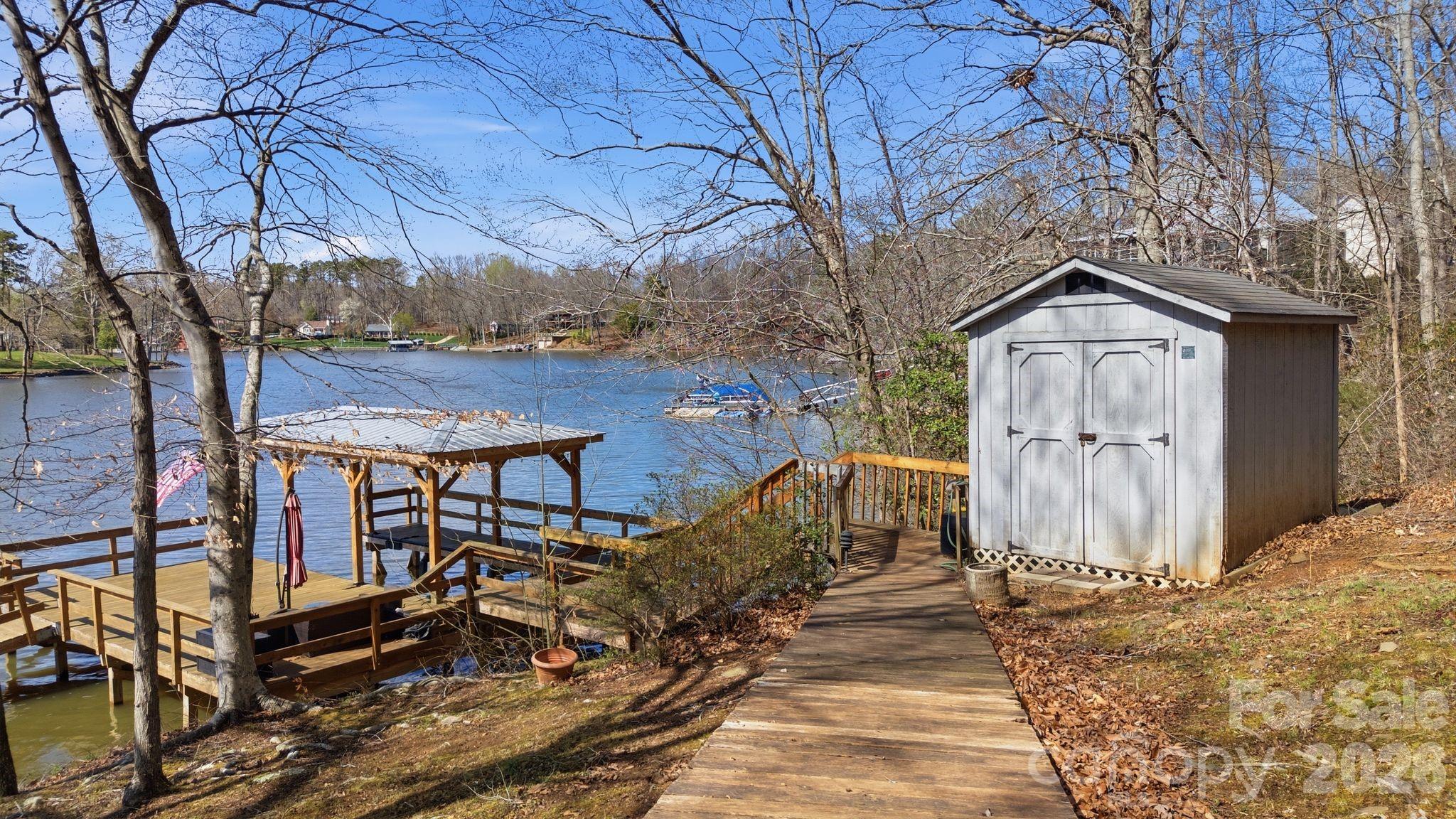 3920 Old Mountain Road — Lexington