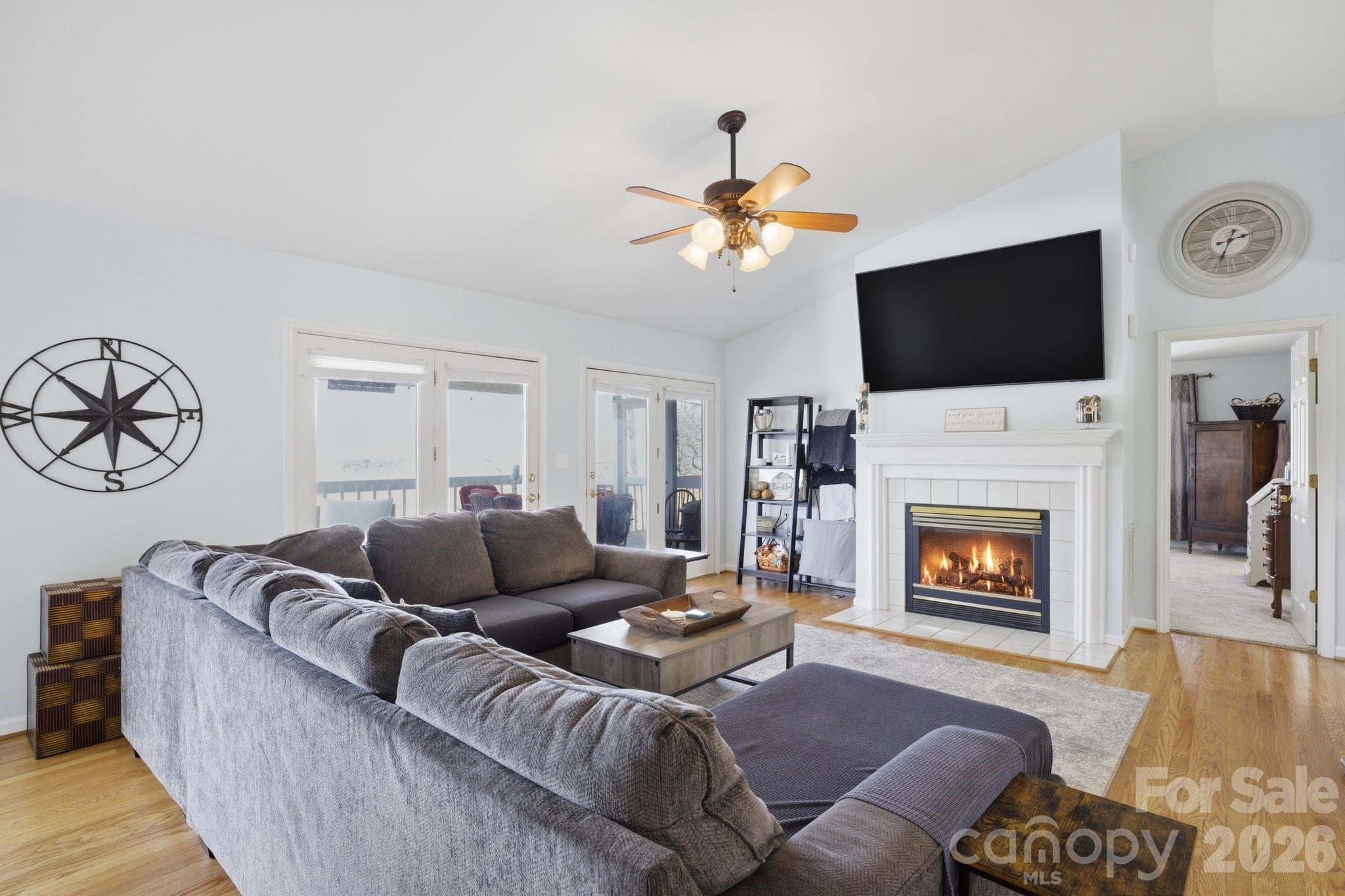 3920 Old Mountain Road — Lexington