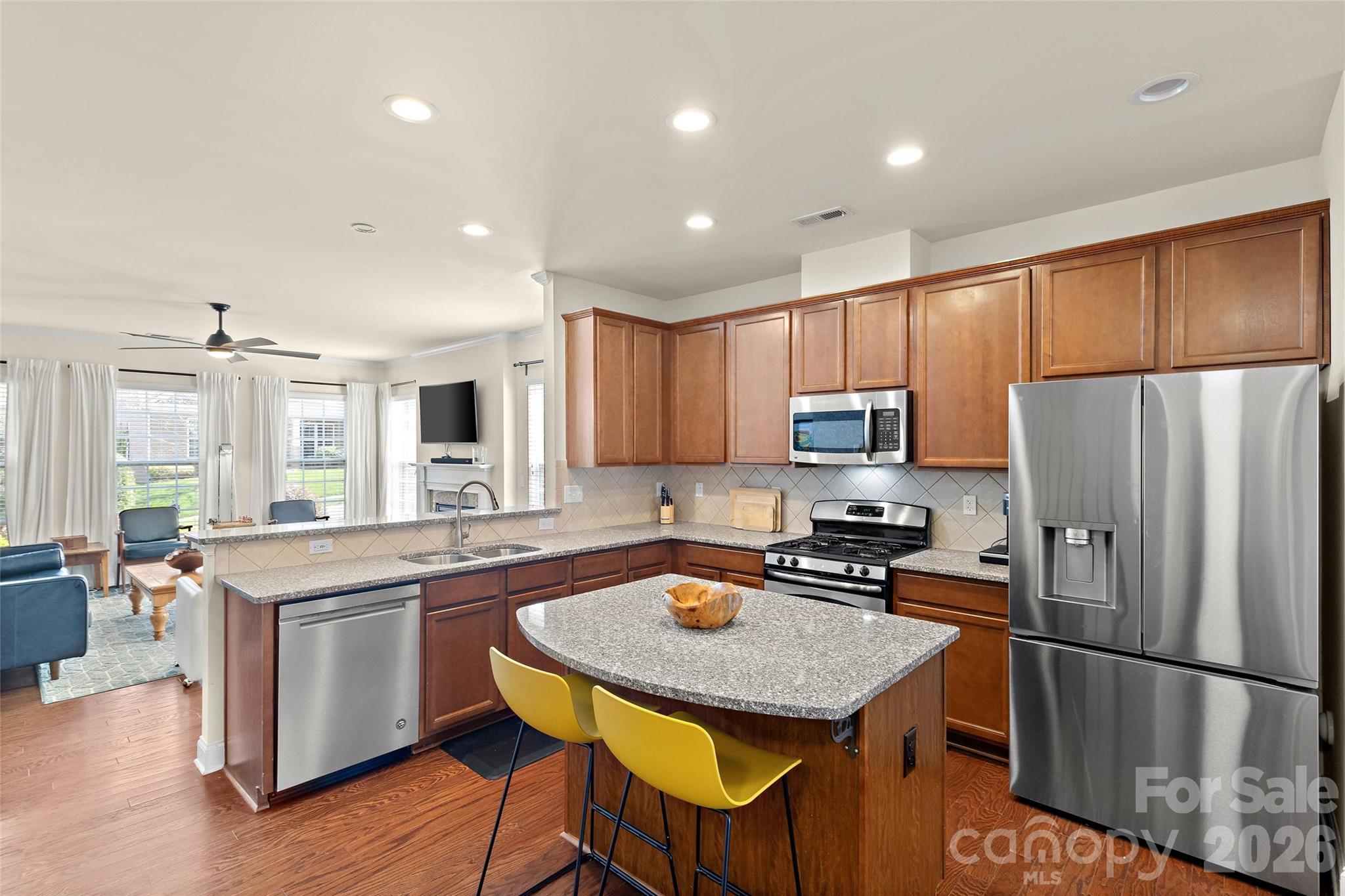 7921 Rolling Creek Court — Charlotte
