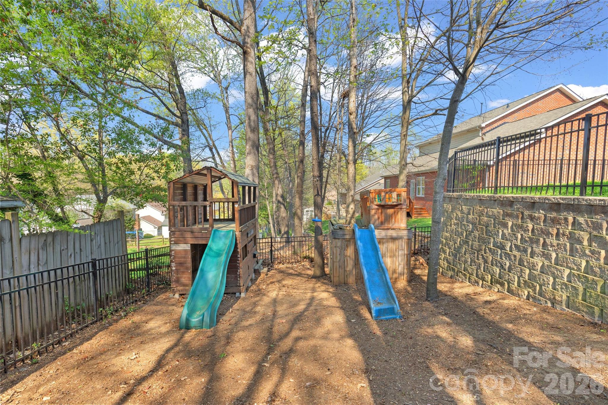 7921 Rolling Creek Court — Charlotte