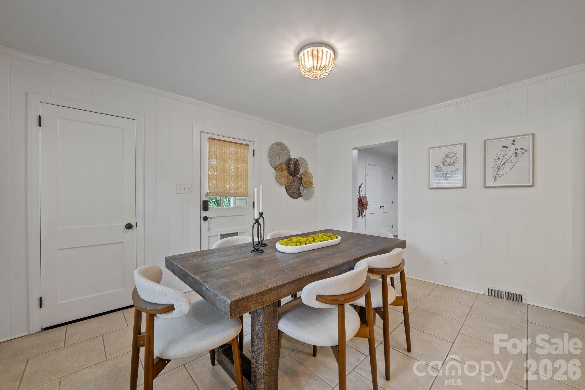 4218 Windemere Lane — Charlotte