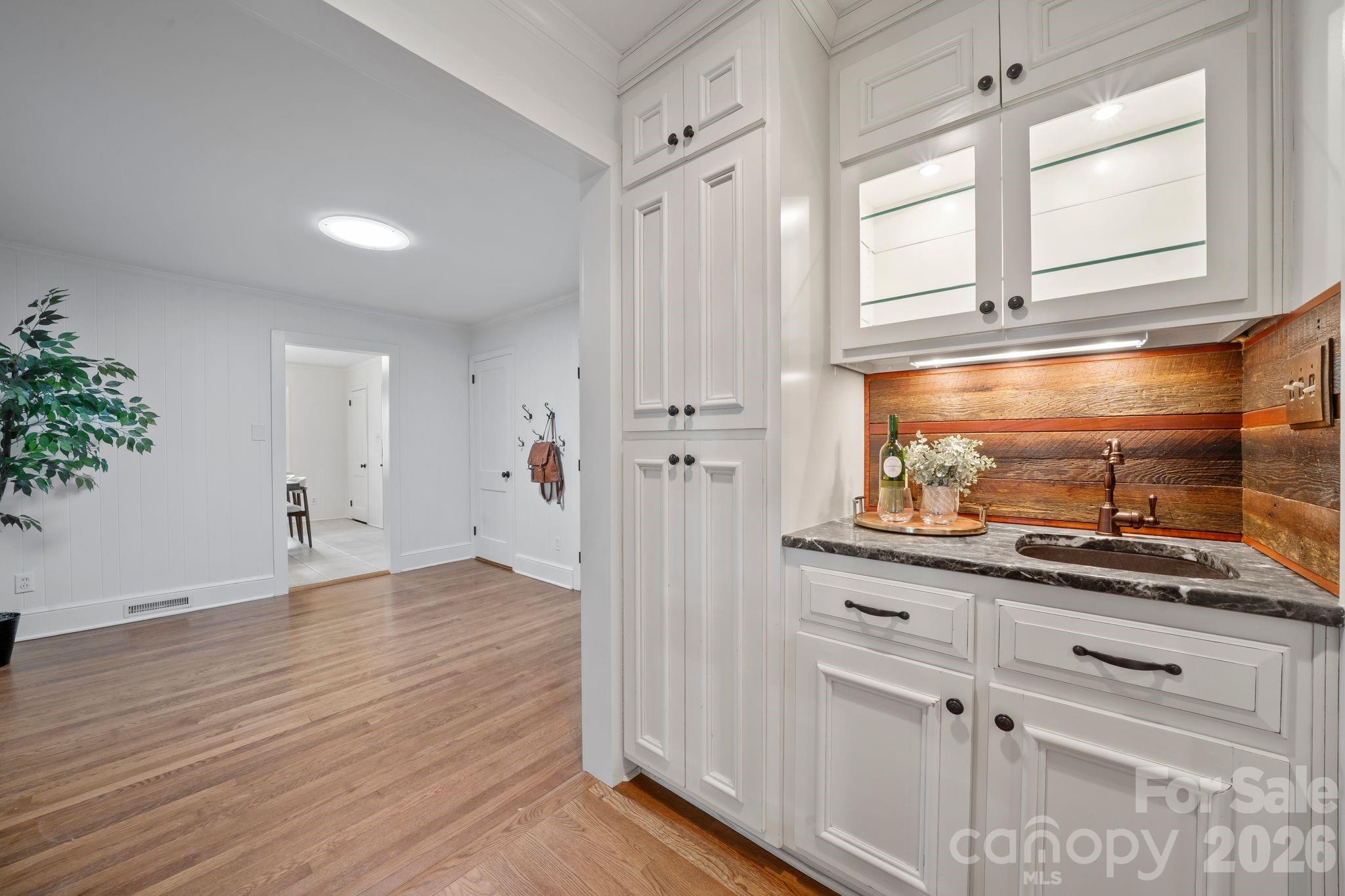 4218 Windemere Lane — Charlotte