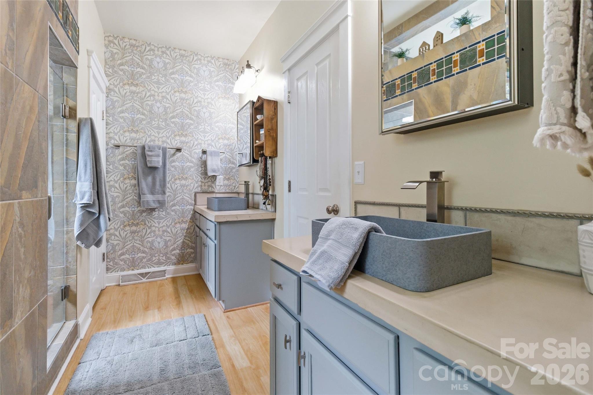 10719 Waycross Drive — Huntersville