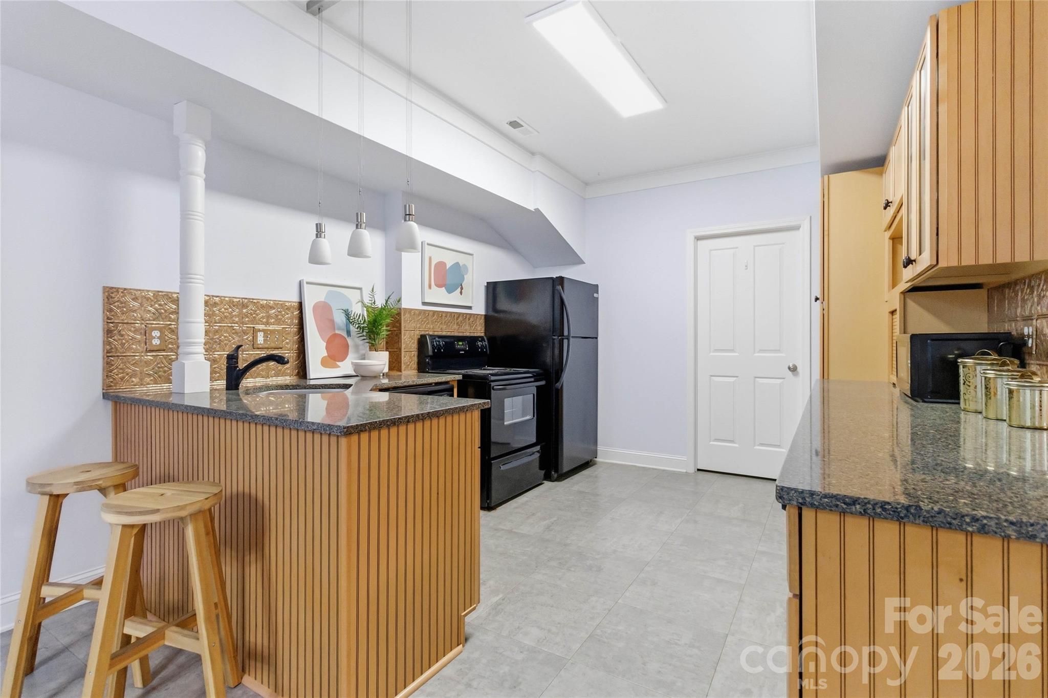 10719 Waycross Drive — Huntersville