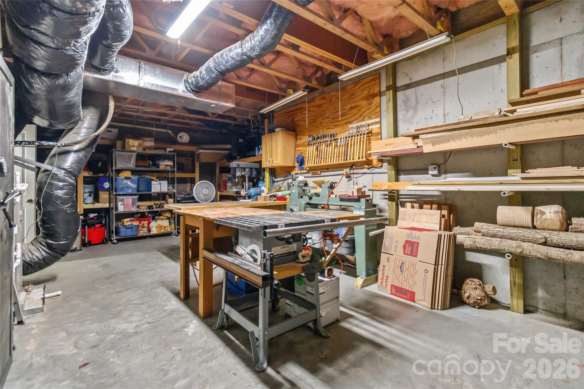 10719 Waycross Drive — Huntersville