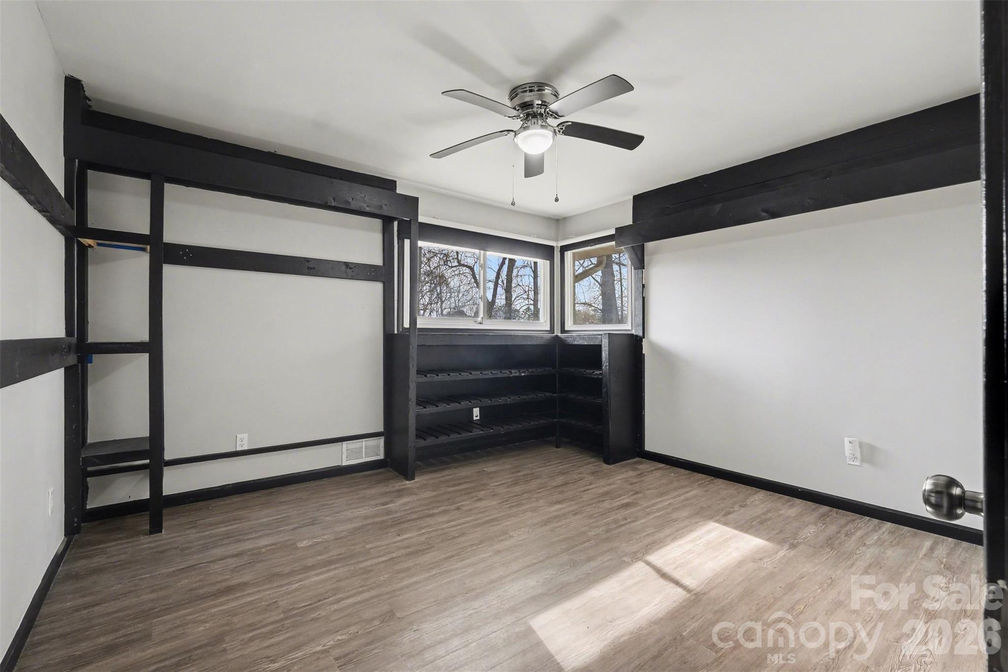 1548 Westbrook Circle — Gastonia