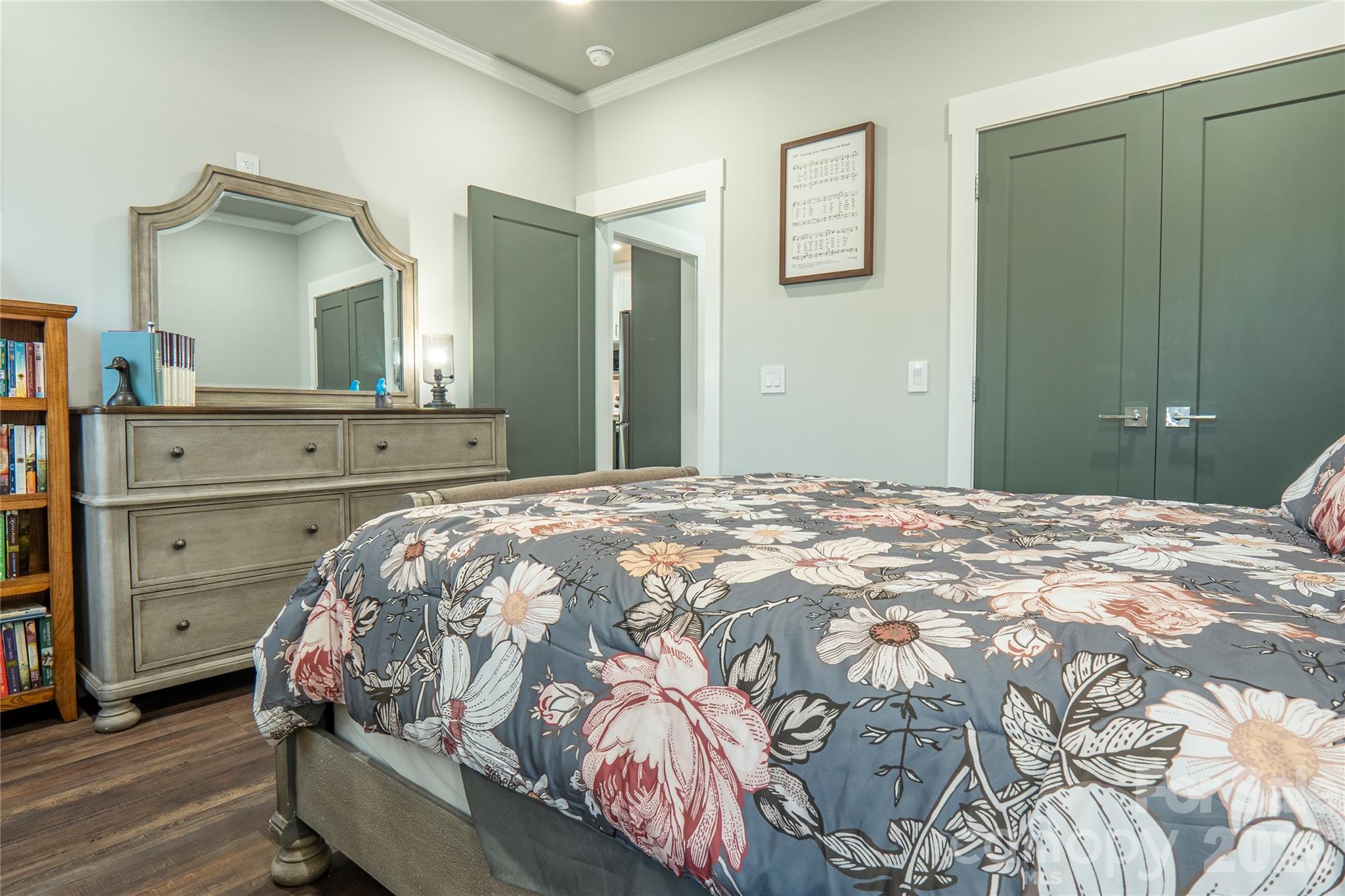 278 Right Prong Road — Ellenboro