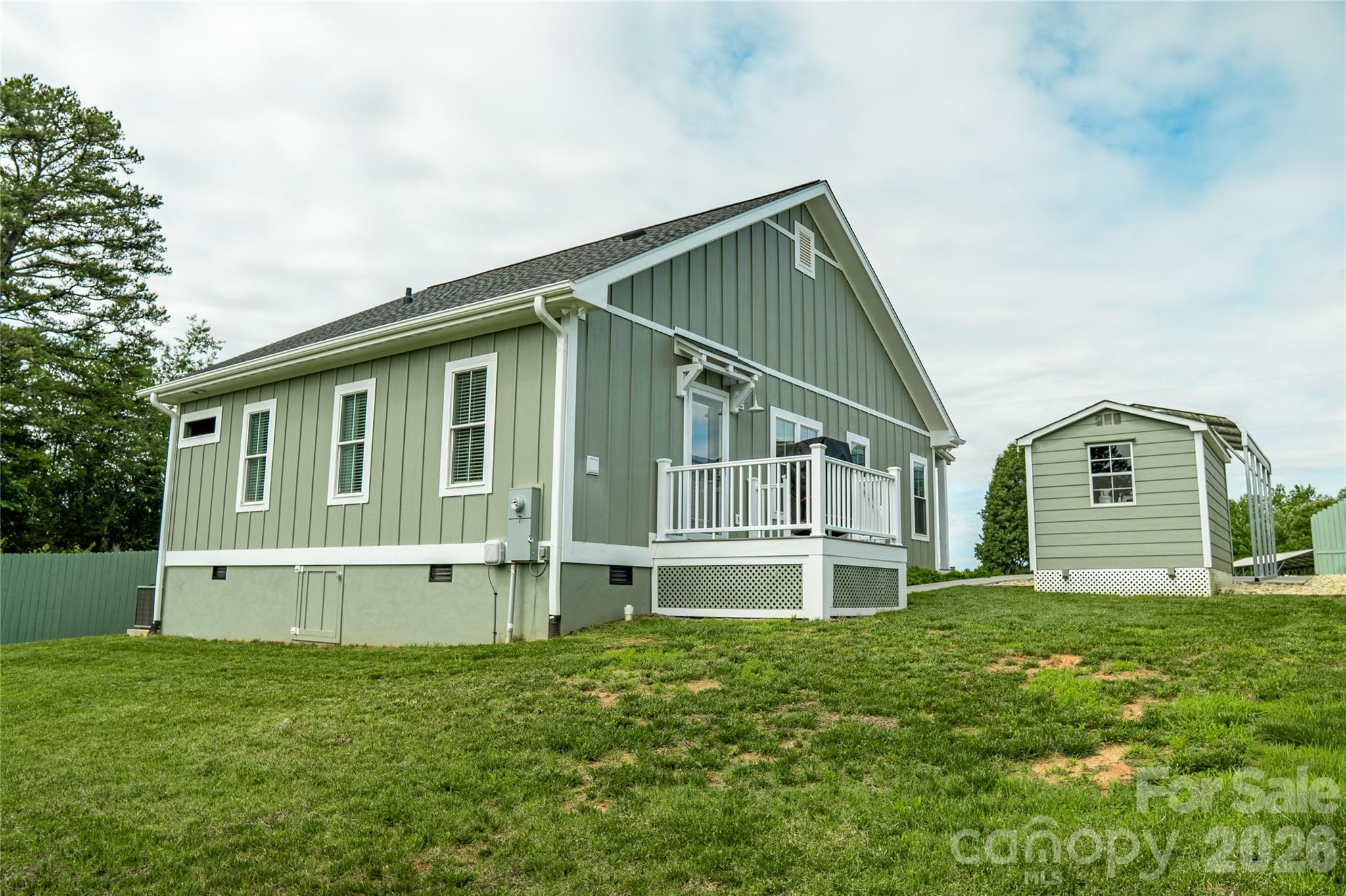 278 Right Prong Road — Ellenboro