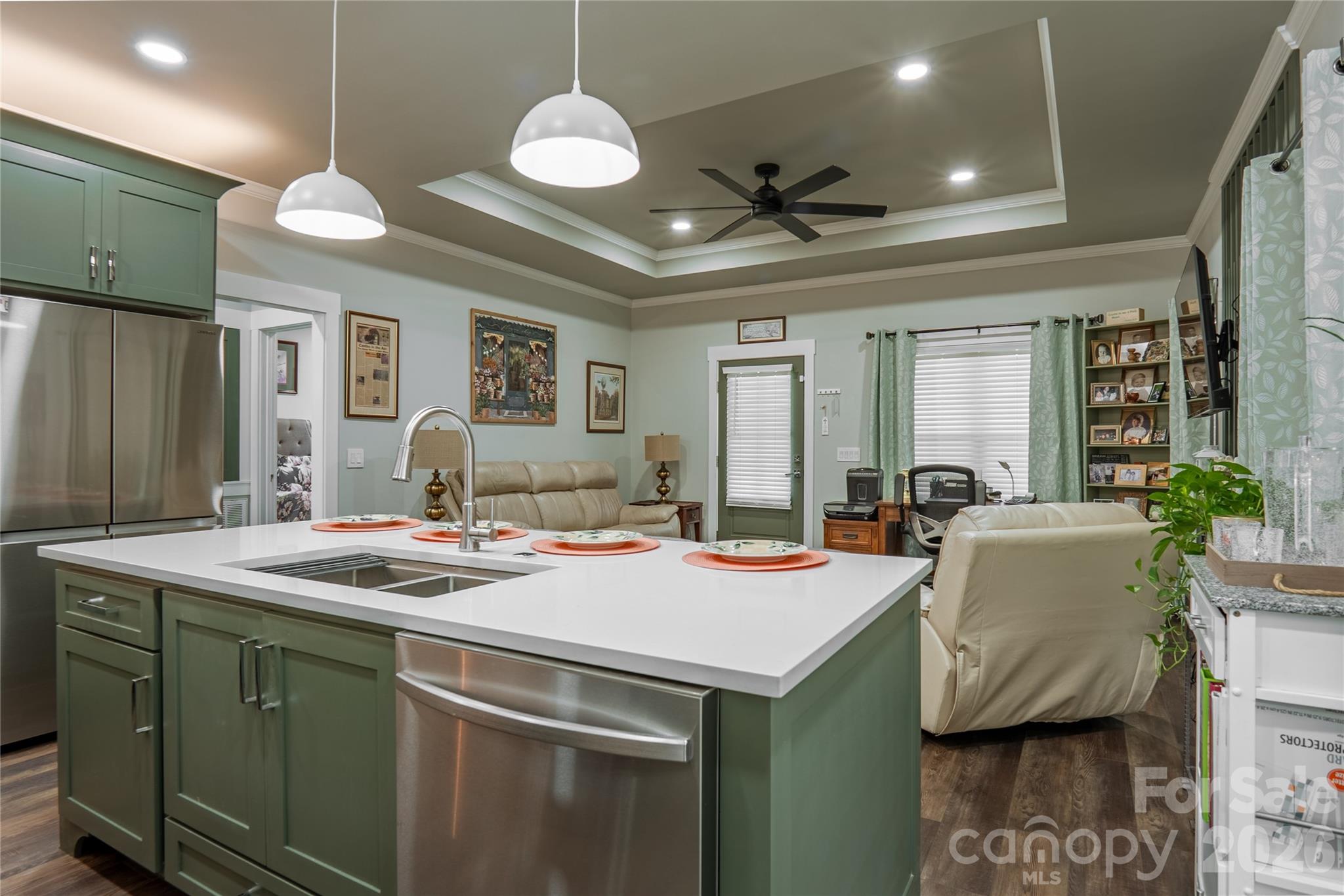 278 Right Prong Road — Ellenboro