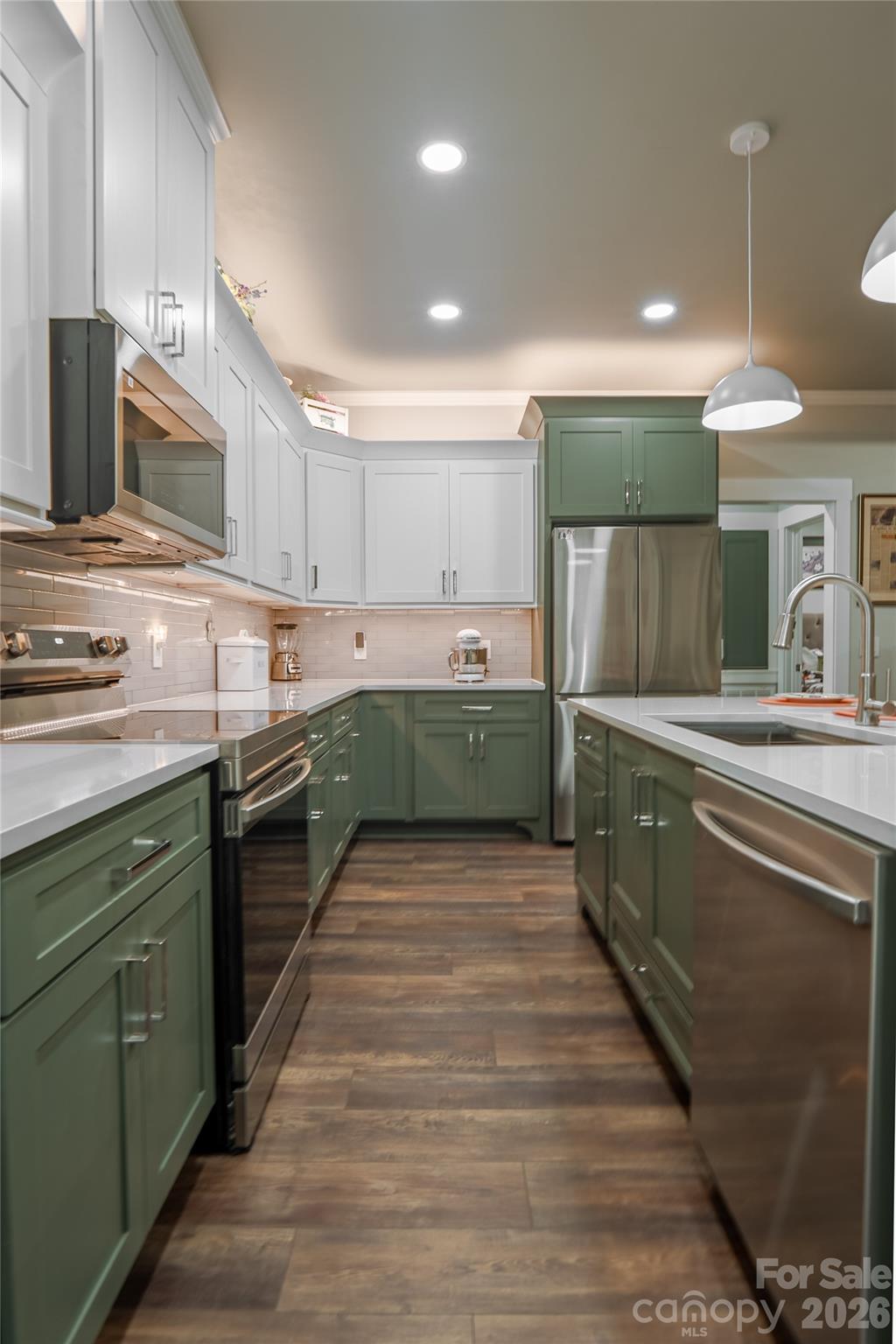 278 Right Prong Road — Ellenboro