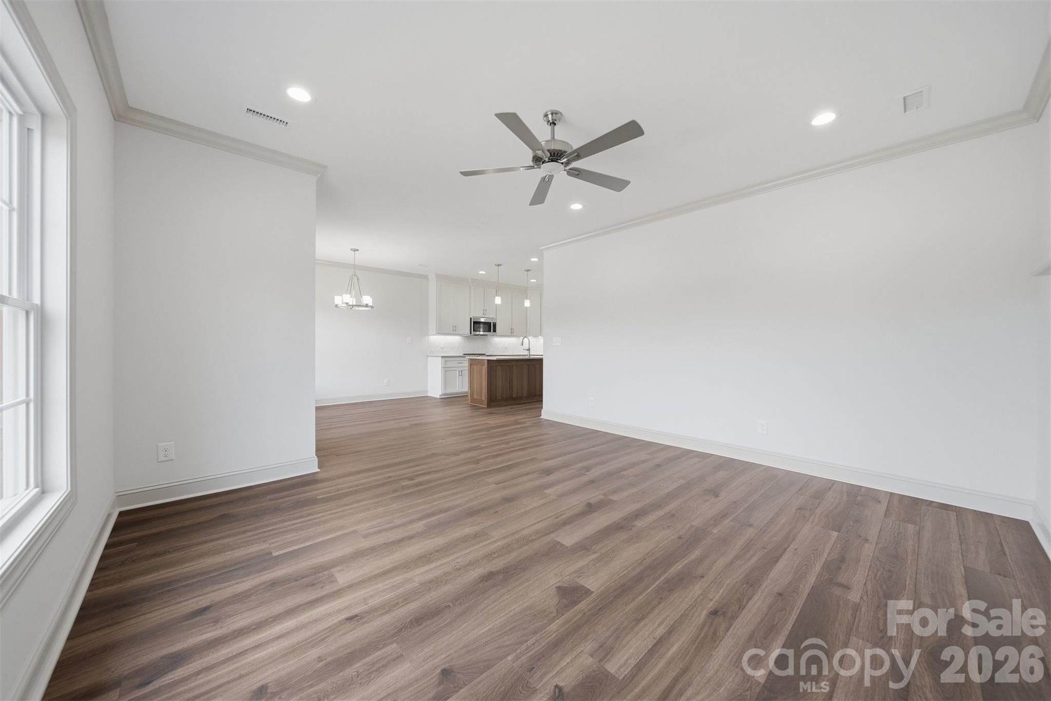 4957 Southview Drive — Hickory