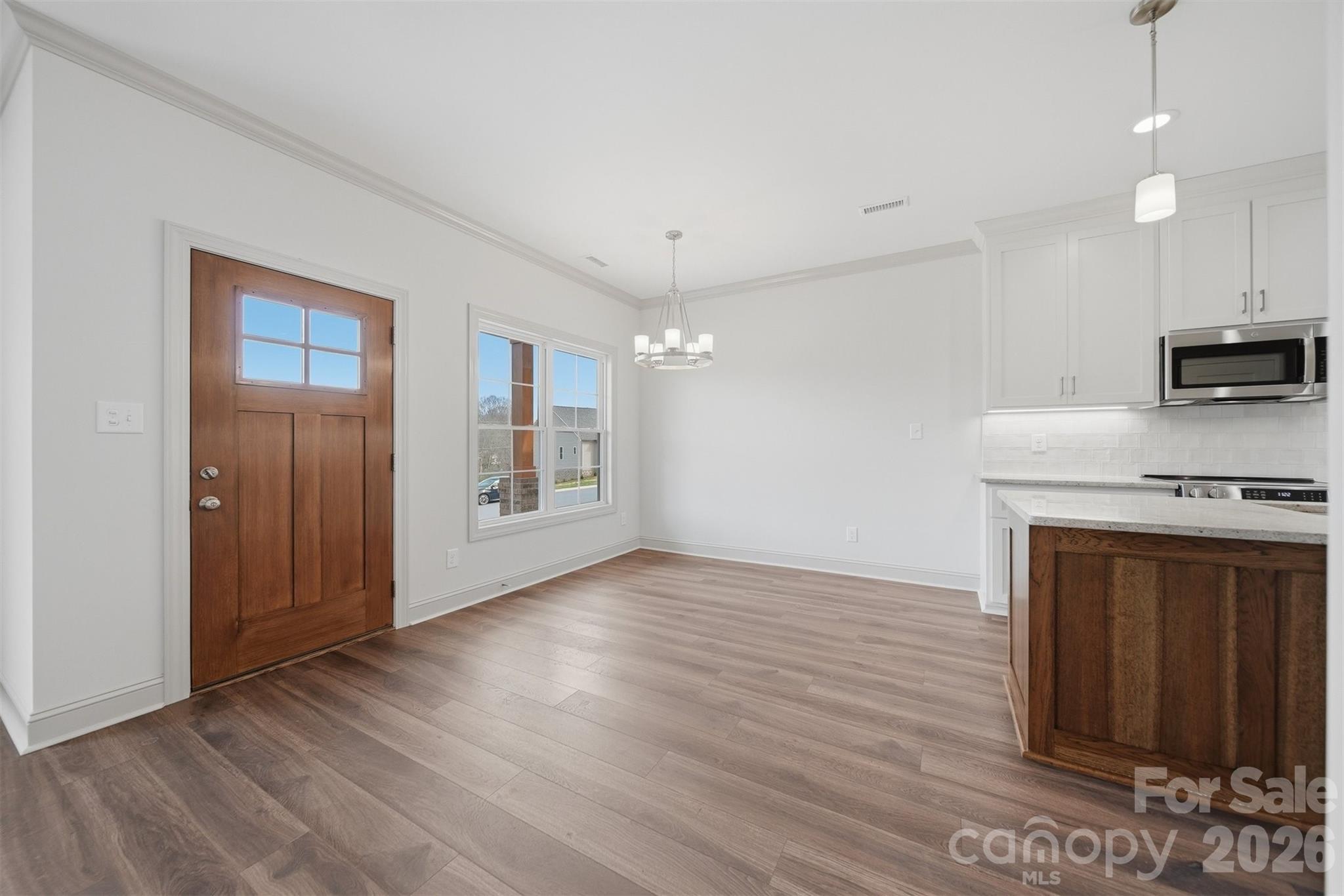 4957 Southview Drive — Hickory