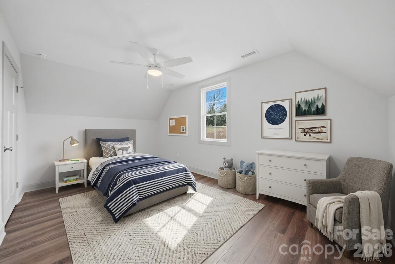 4957 Southview Drive — Hickory
