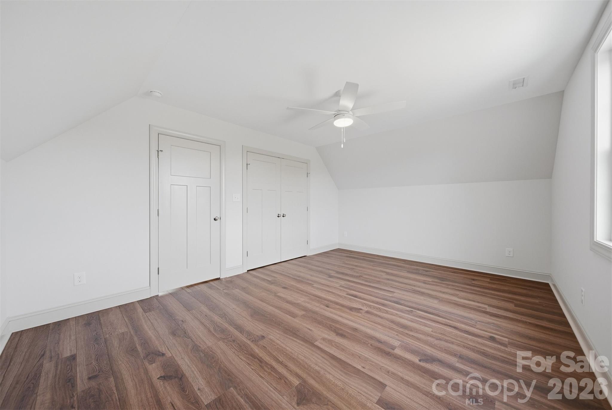 4957 Southview Drive — Hickory