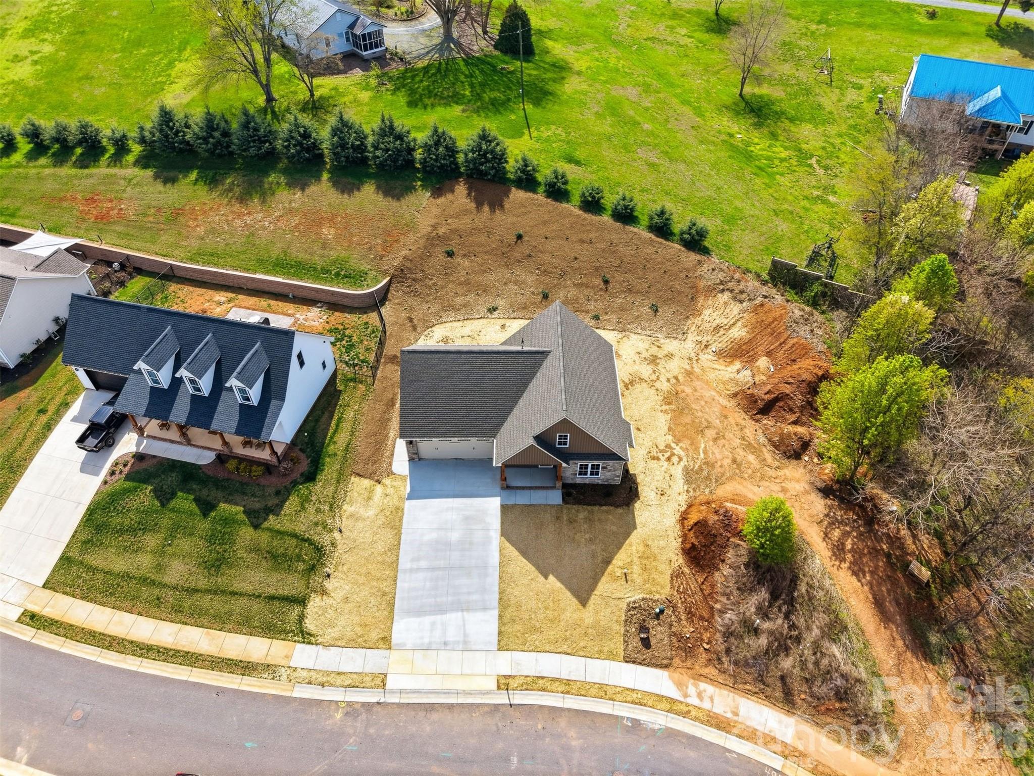 4957 Southview Drive — Hickory
