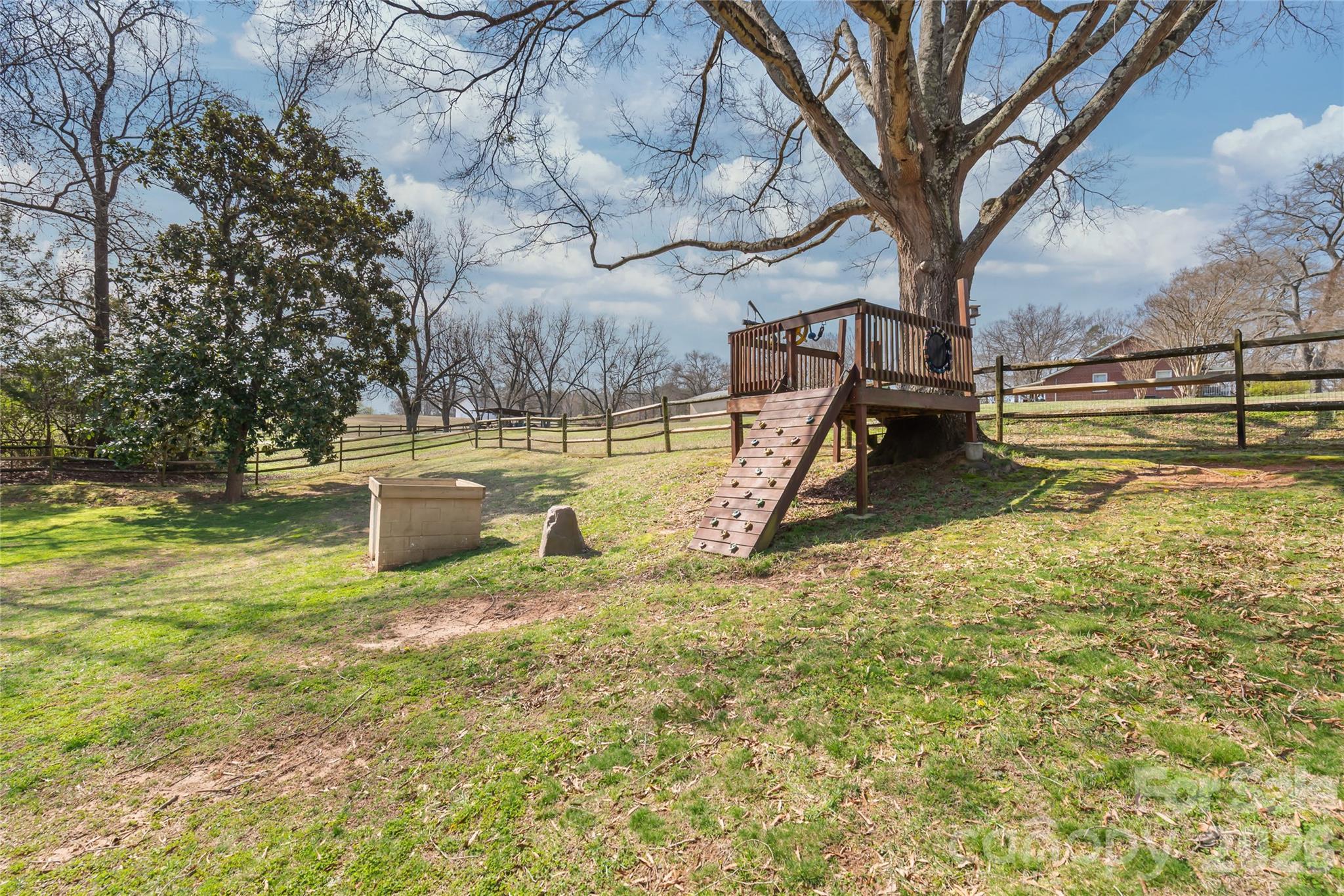 1411 Hensley Road E — Fort Mill