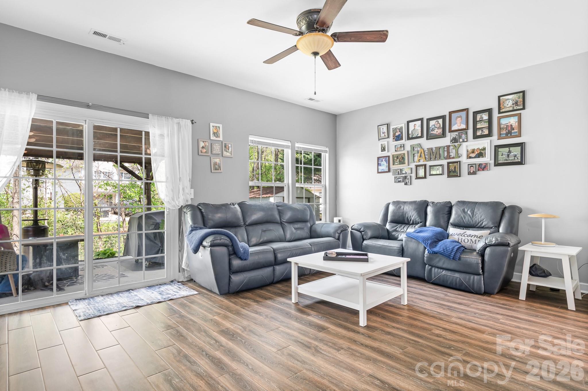 520 E Iredell Avenue — Mooresville