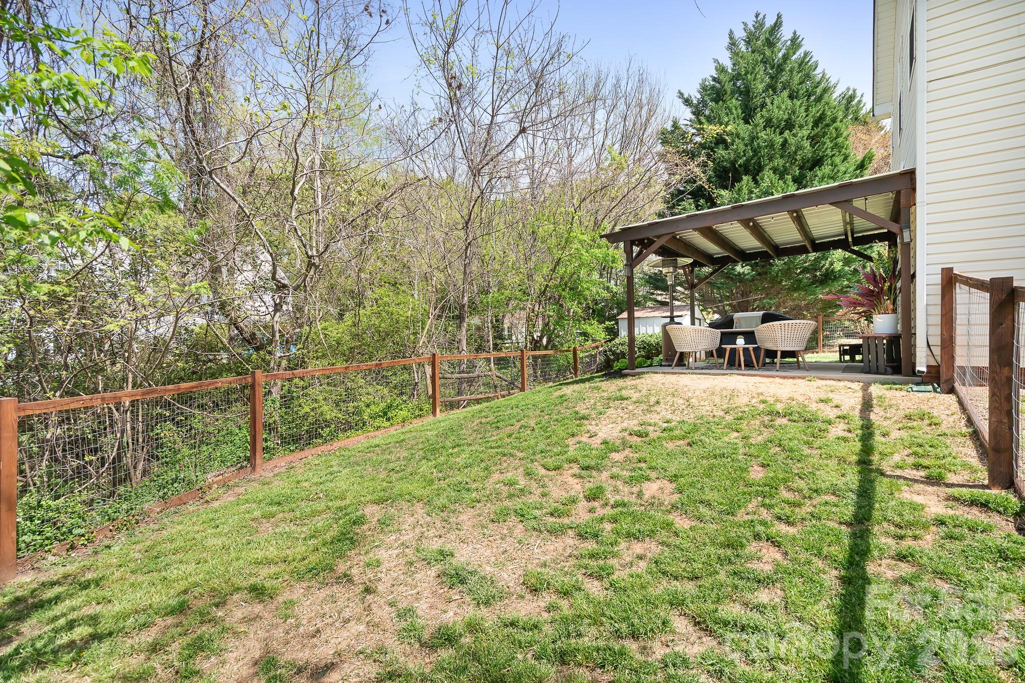 520 E Iredell Avenue — Mooresville