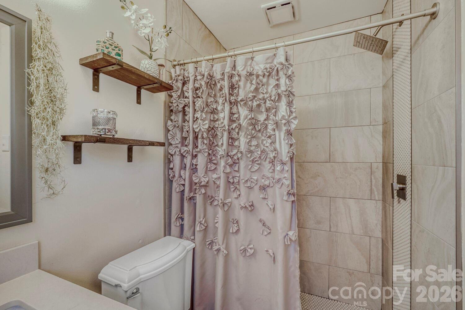 1315 Shady Bluff Drive — Charlotte