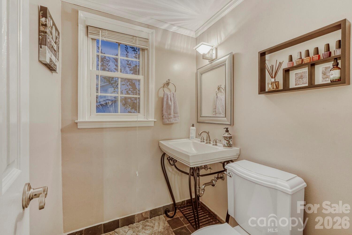 1315 Shady Bluff Drive — Charlotte
