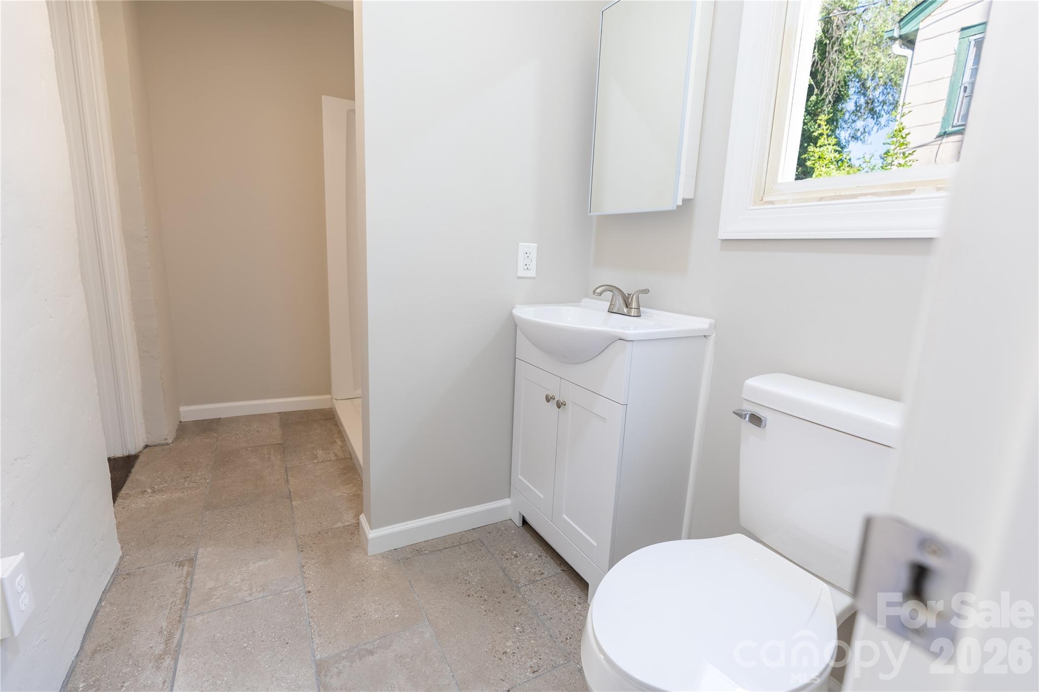 2325 N Glenn Avenue — Winston Salem