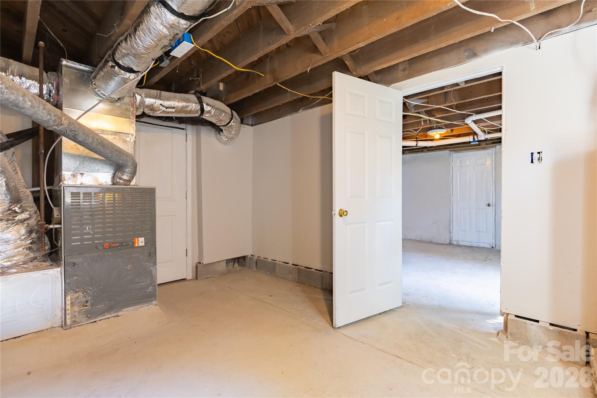 2325 N Glenn Avenue — Winston Salem
