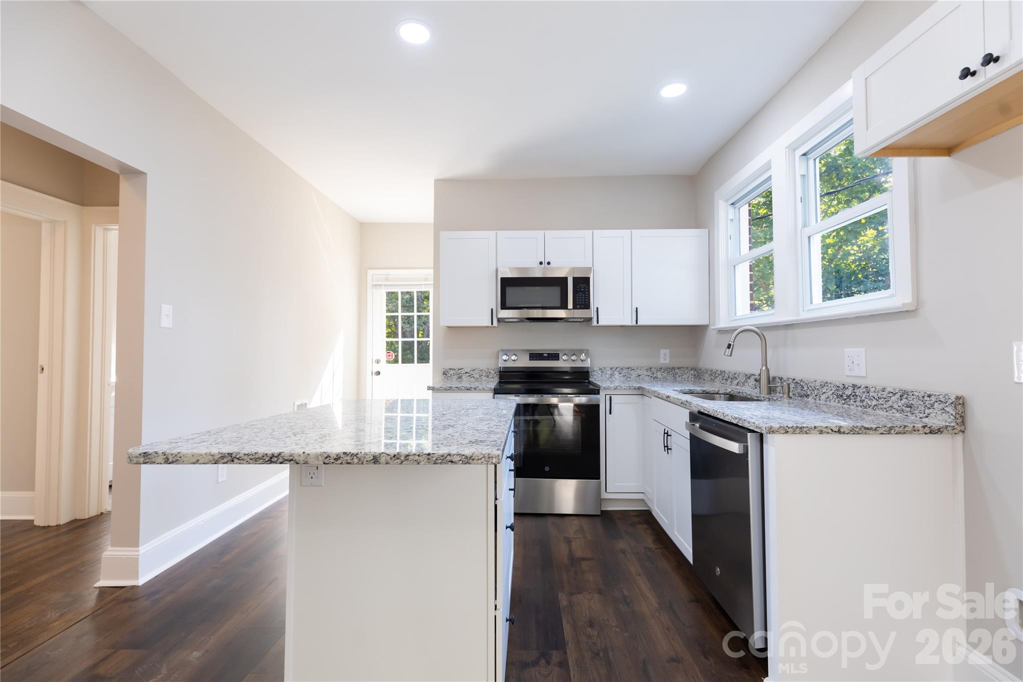 2325 N Glenn Avenue — Winston Salem