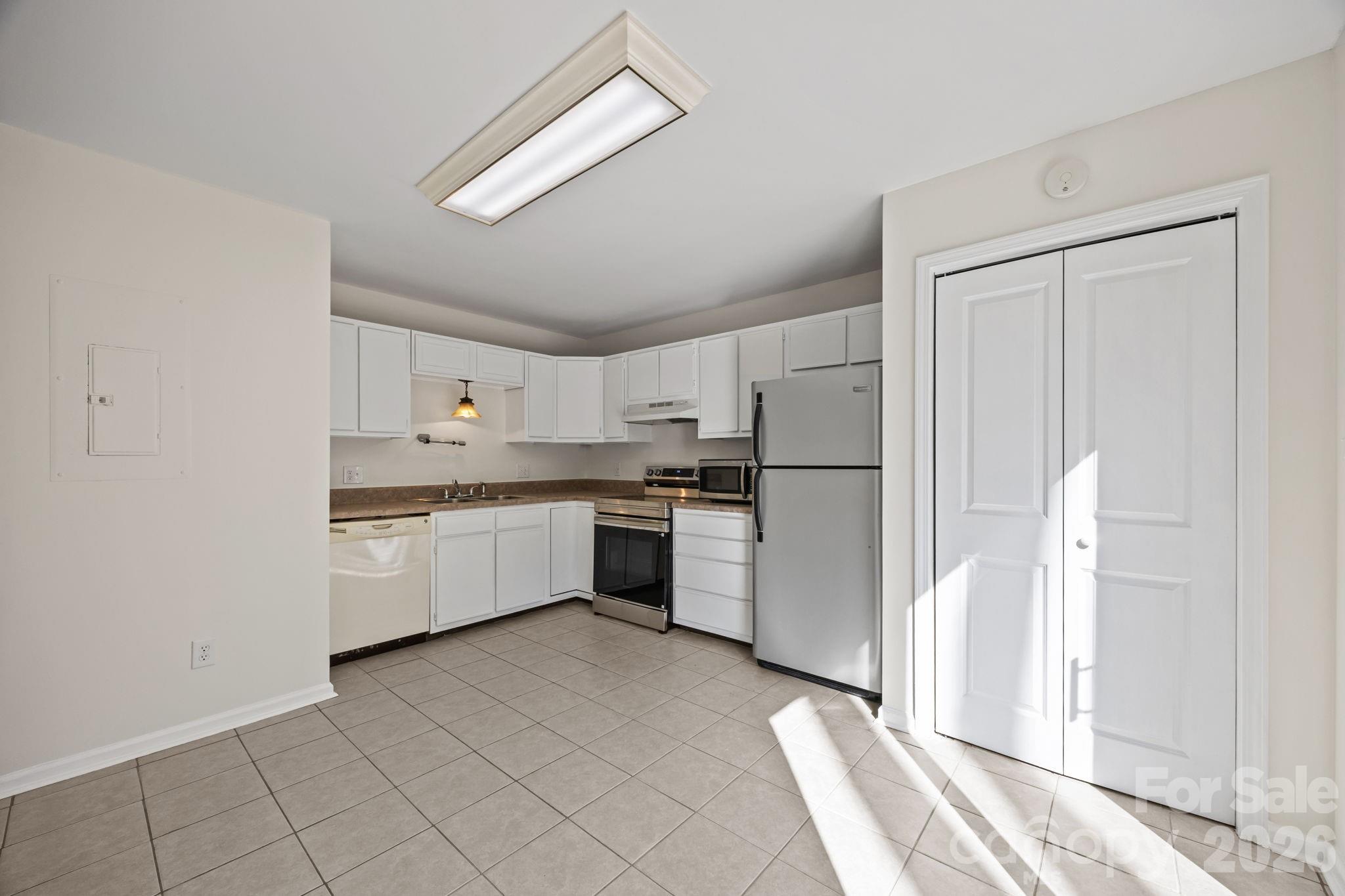 6 Azalea Road #F — Arden