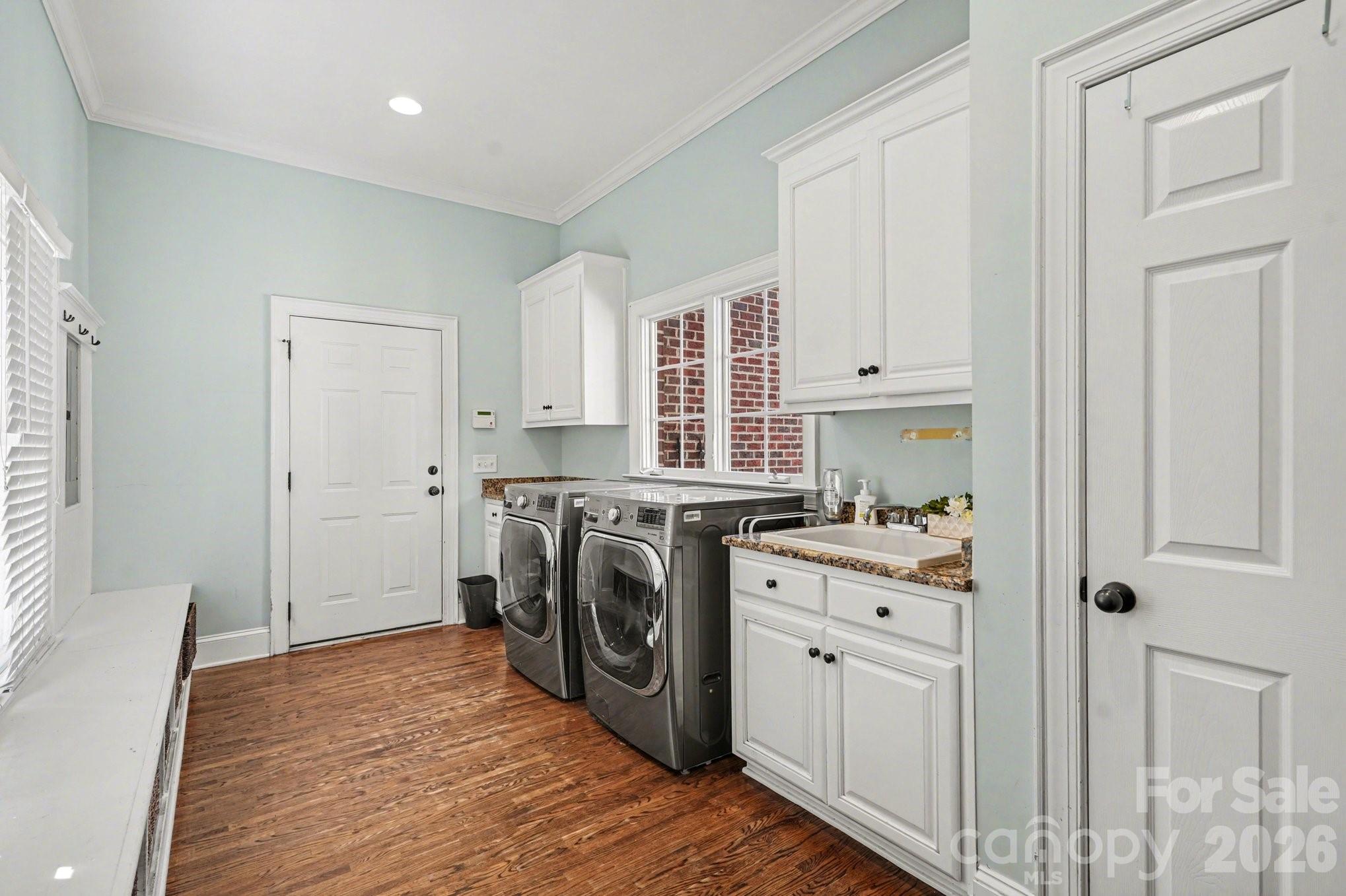 7609 Windaliere Drive — Cornelius