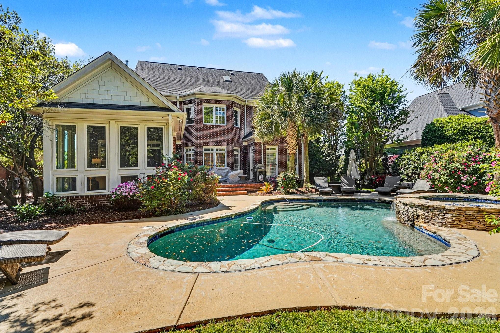 7609 Windaliere Drive — Cornelius