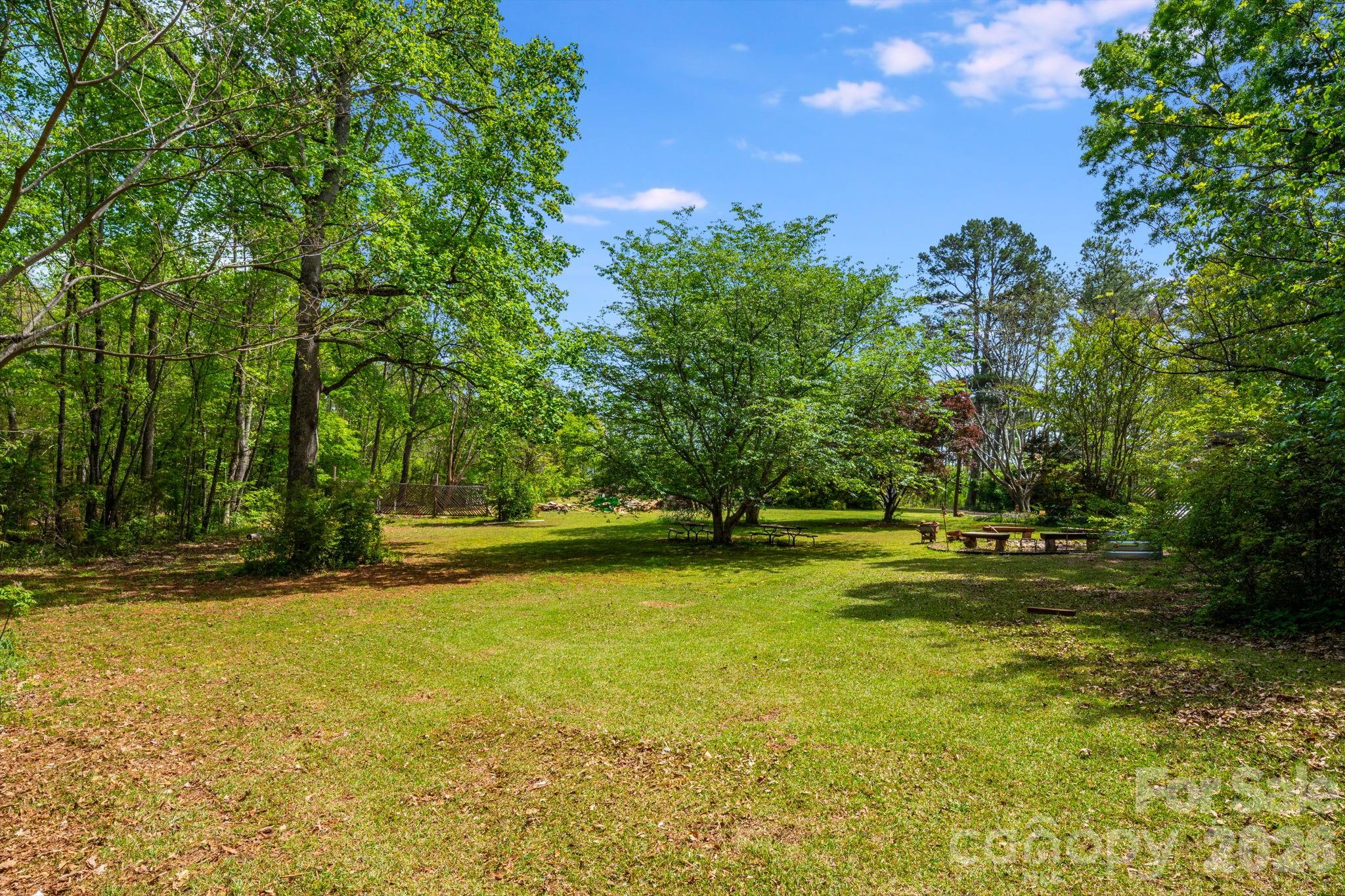 1737 Whitesides Road — Forest City