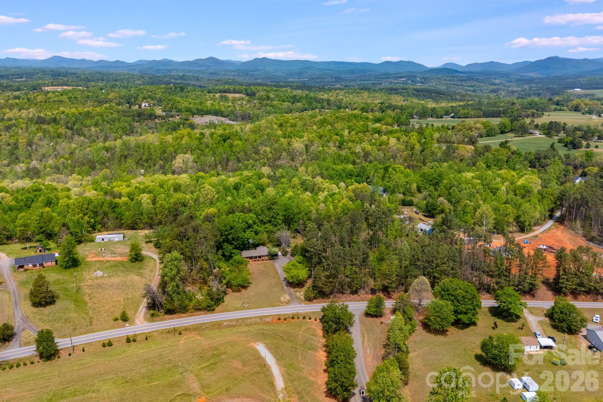 1737 Whitesides Road — Forest City