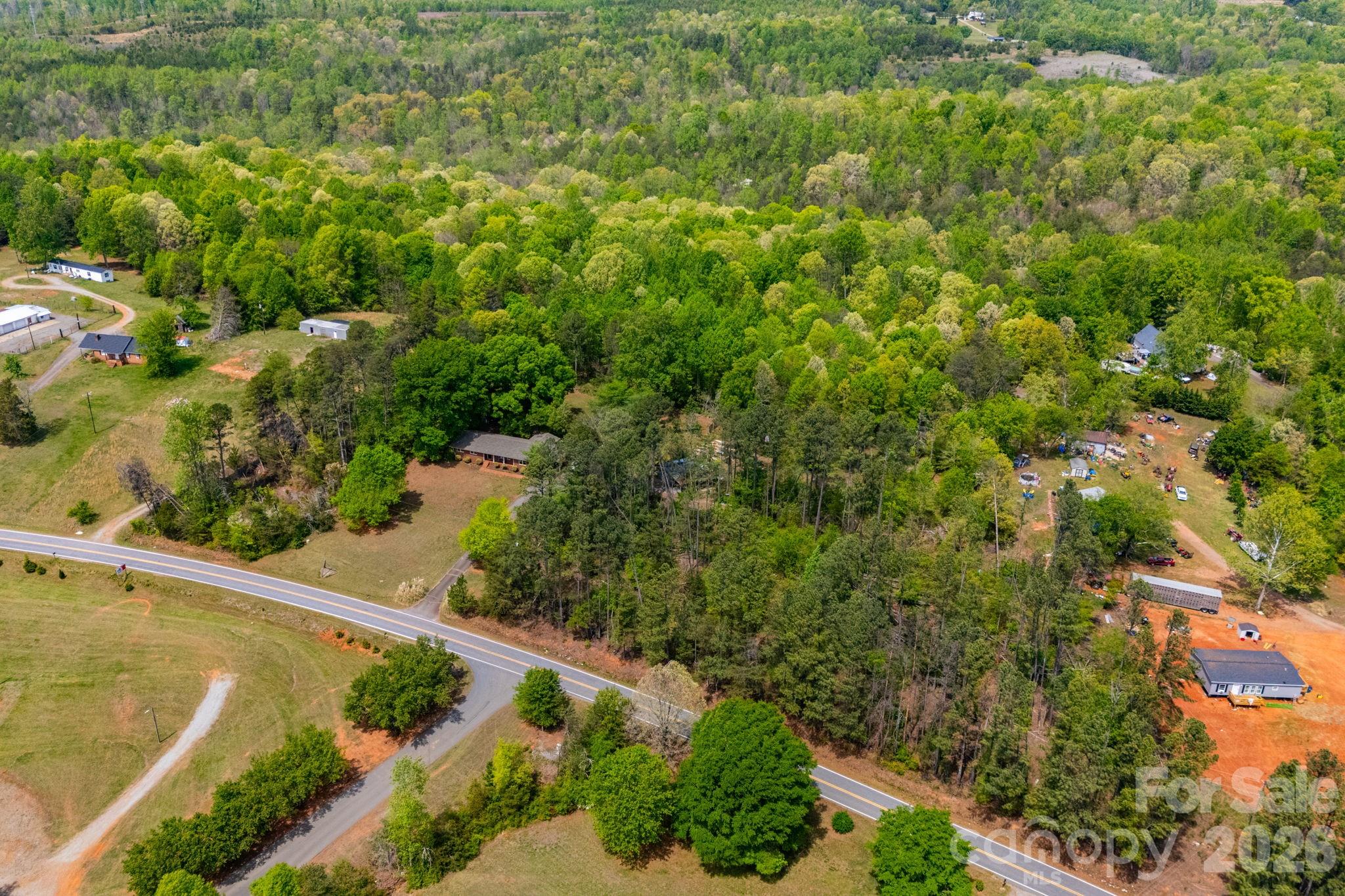 1737 Whitesides Road — Forest City