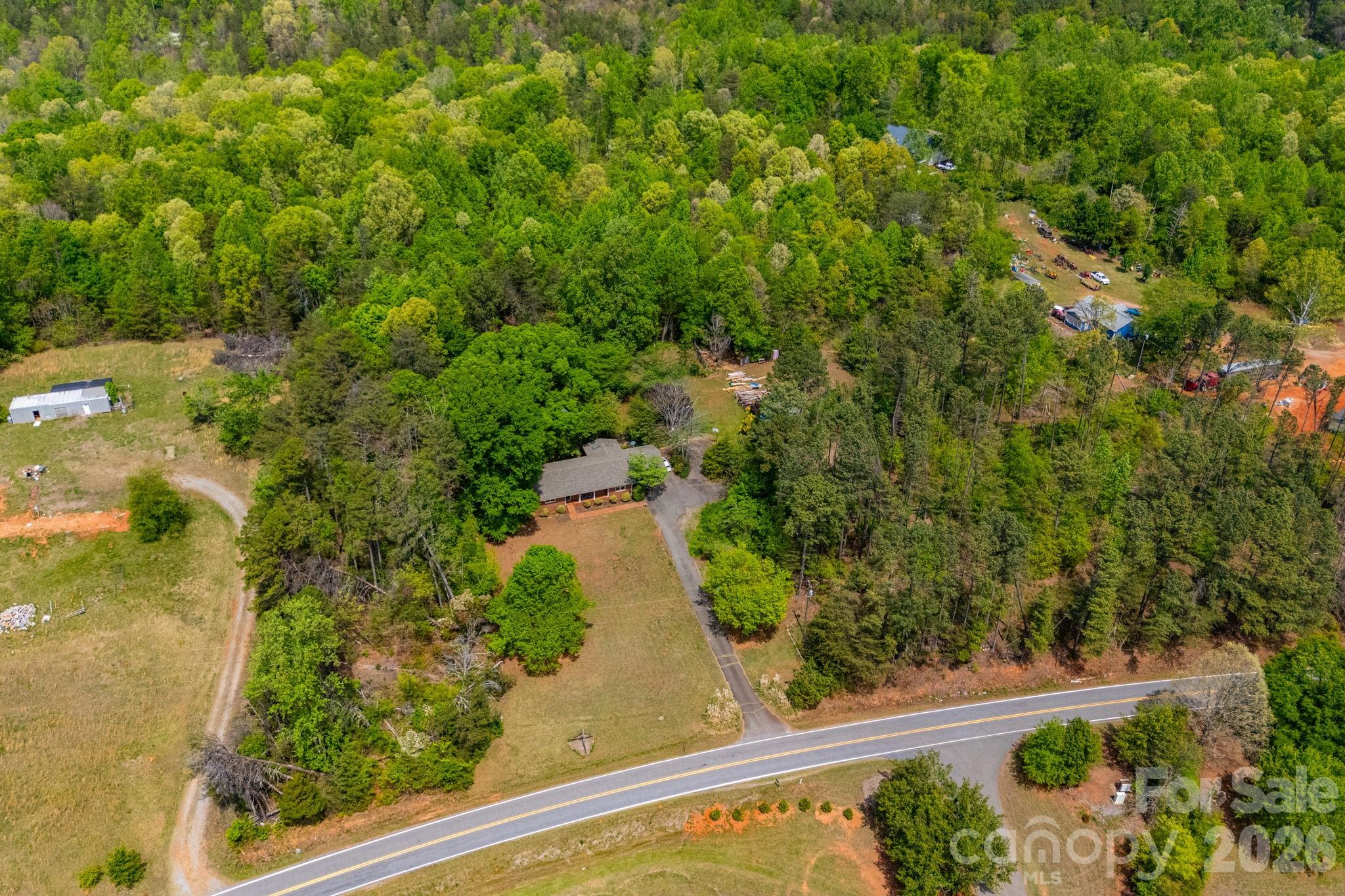 1737 Whitesides Road — Forest City