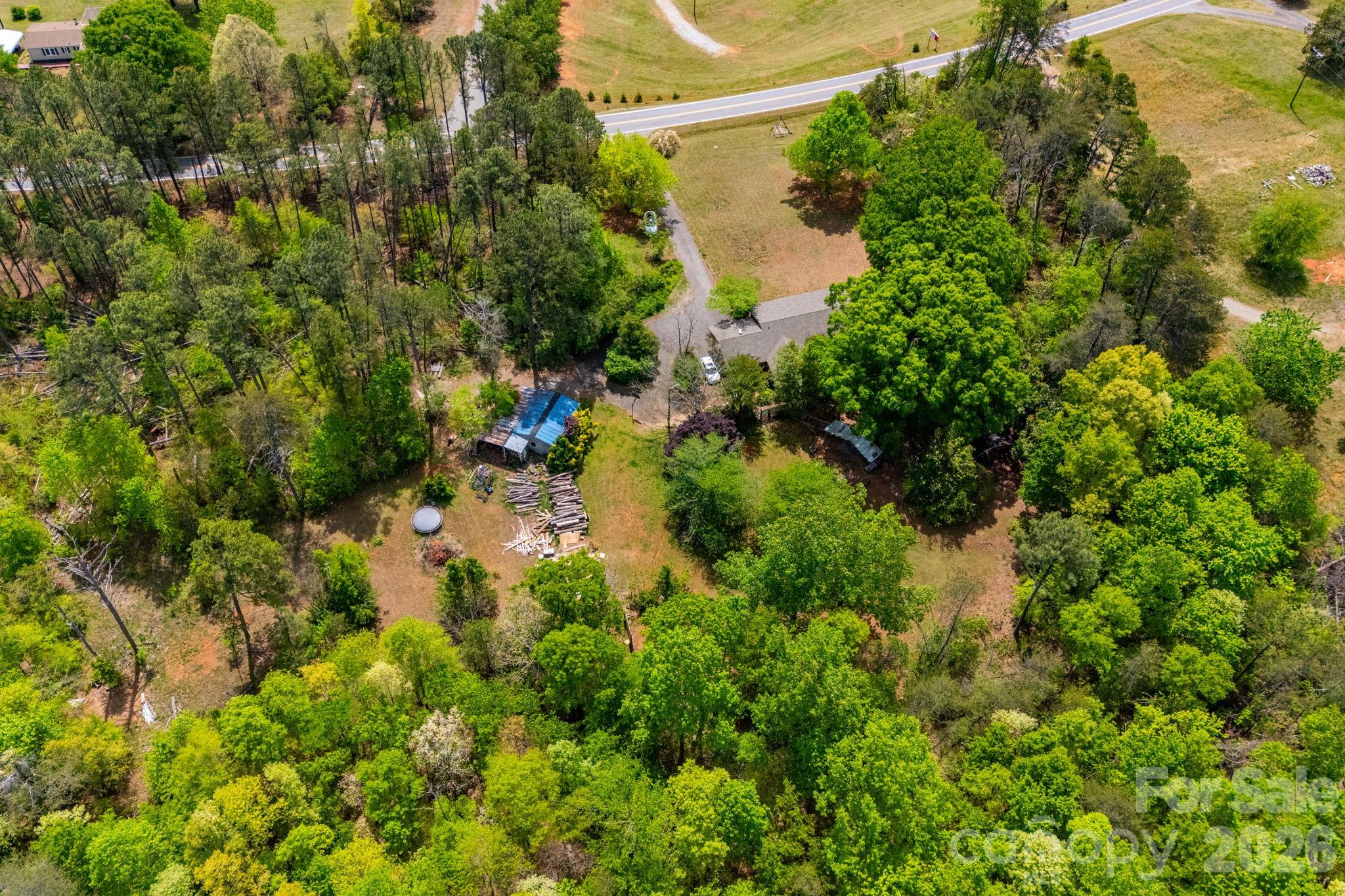 1737 Whitesides Road — Forest City