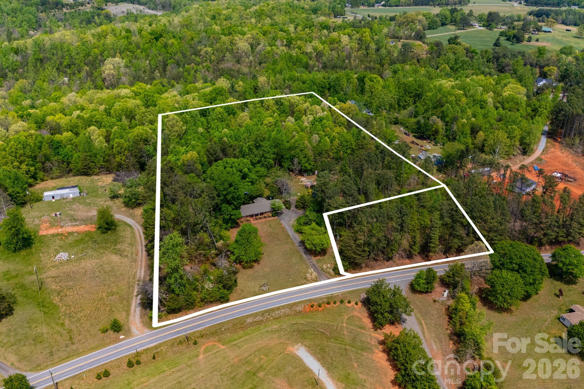 1737 Whitesides Road — Forest City
