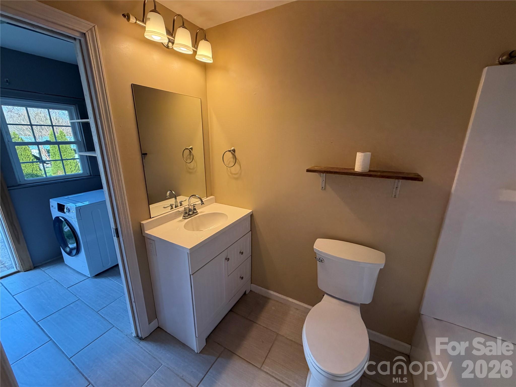 405 Jug Wilson Street — Morganton